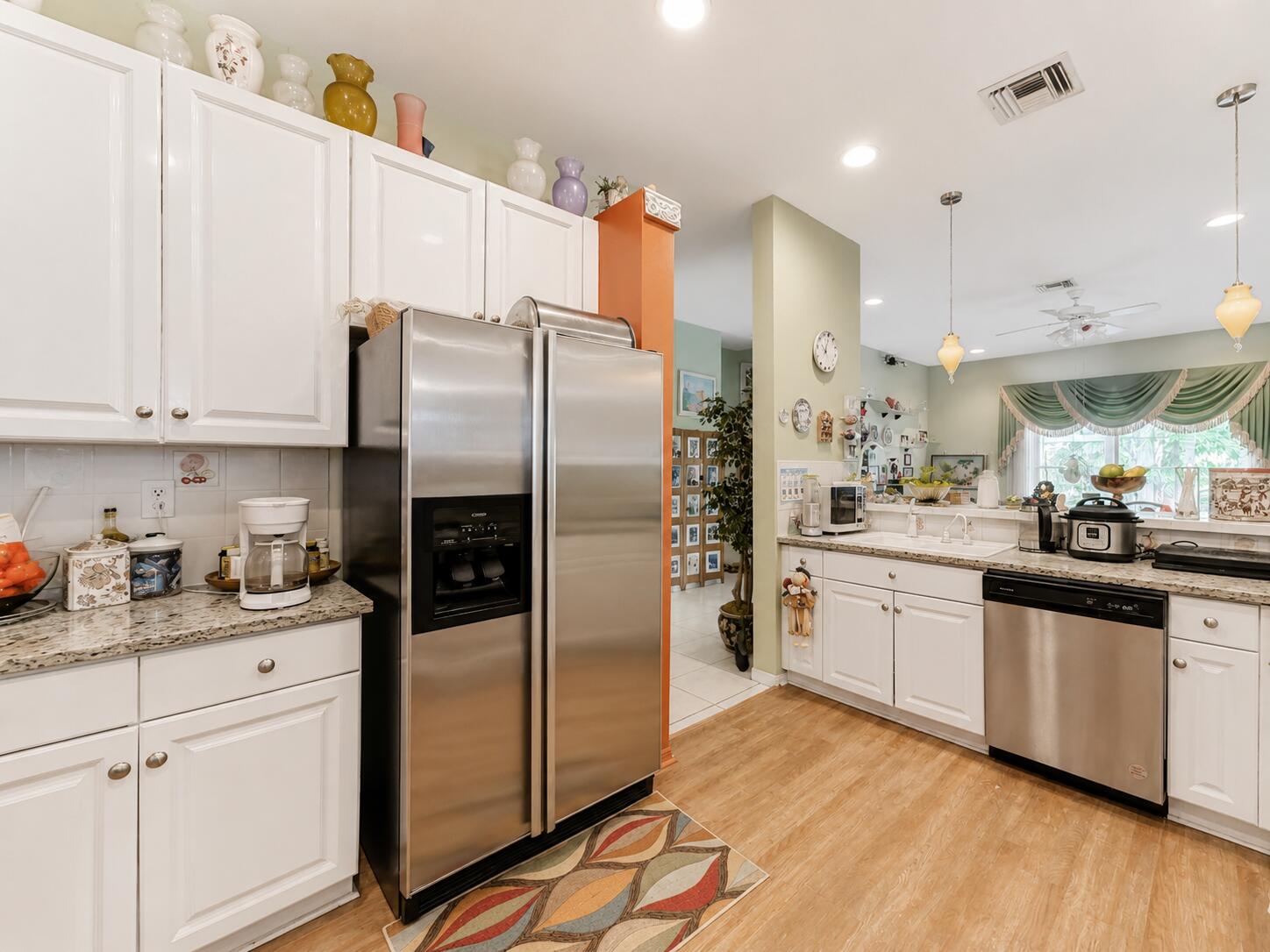GROVE PLACE - Residential