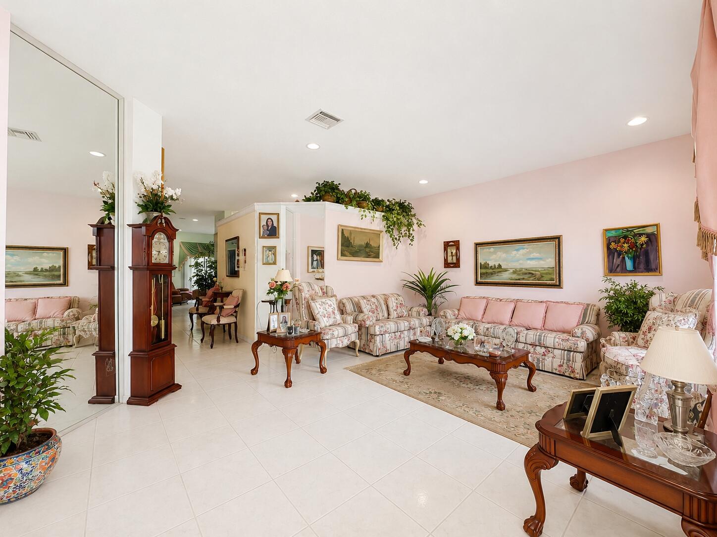 GROVE PLACE - Residential
