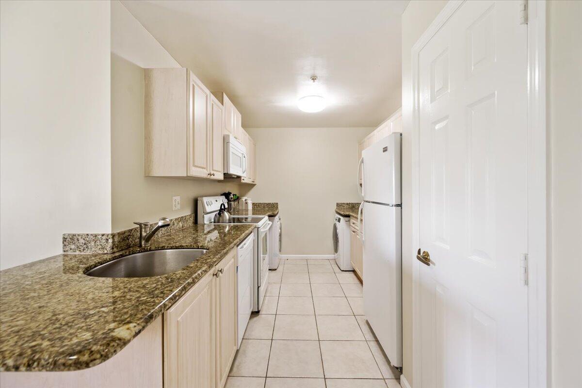 ARISSA PLACE CONDO - Residential Lease