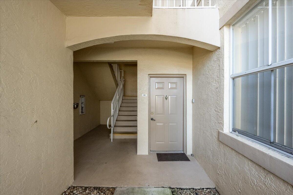 ARISSA PLACE CONDO - Residential Lease