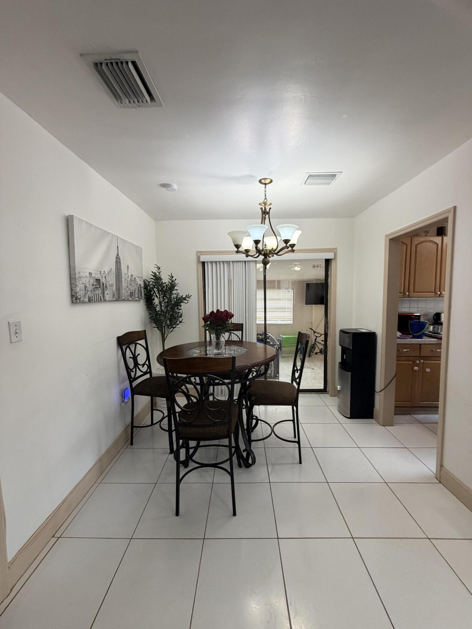 NORTHMOOR GARDENS - Residential