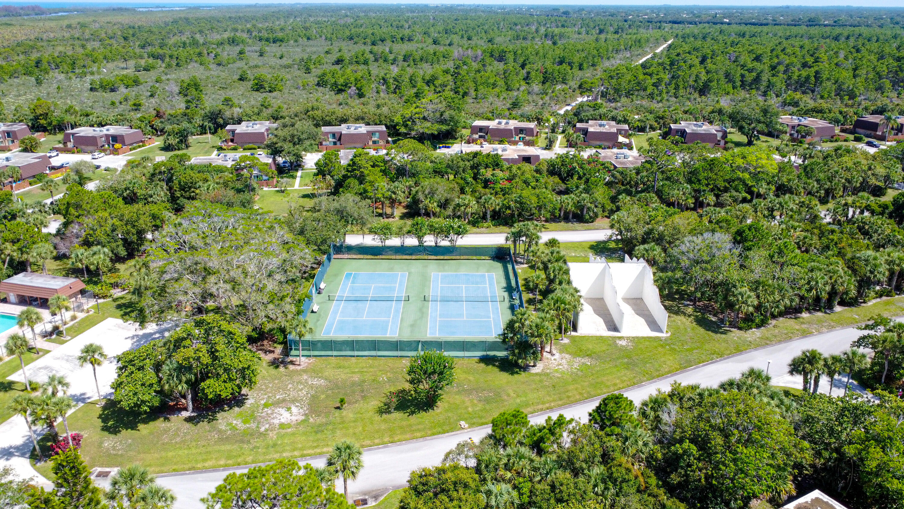 RIVER PINES - Residential