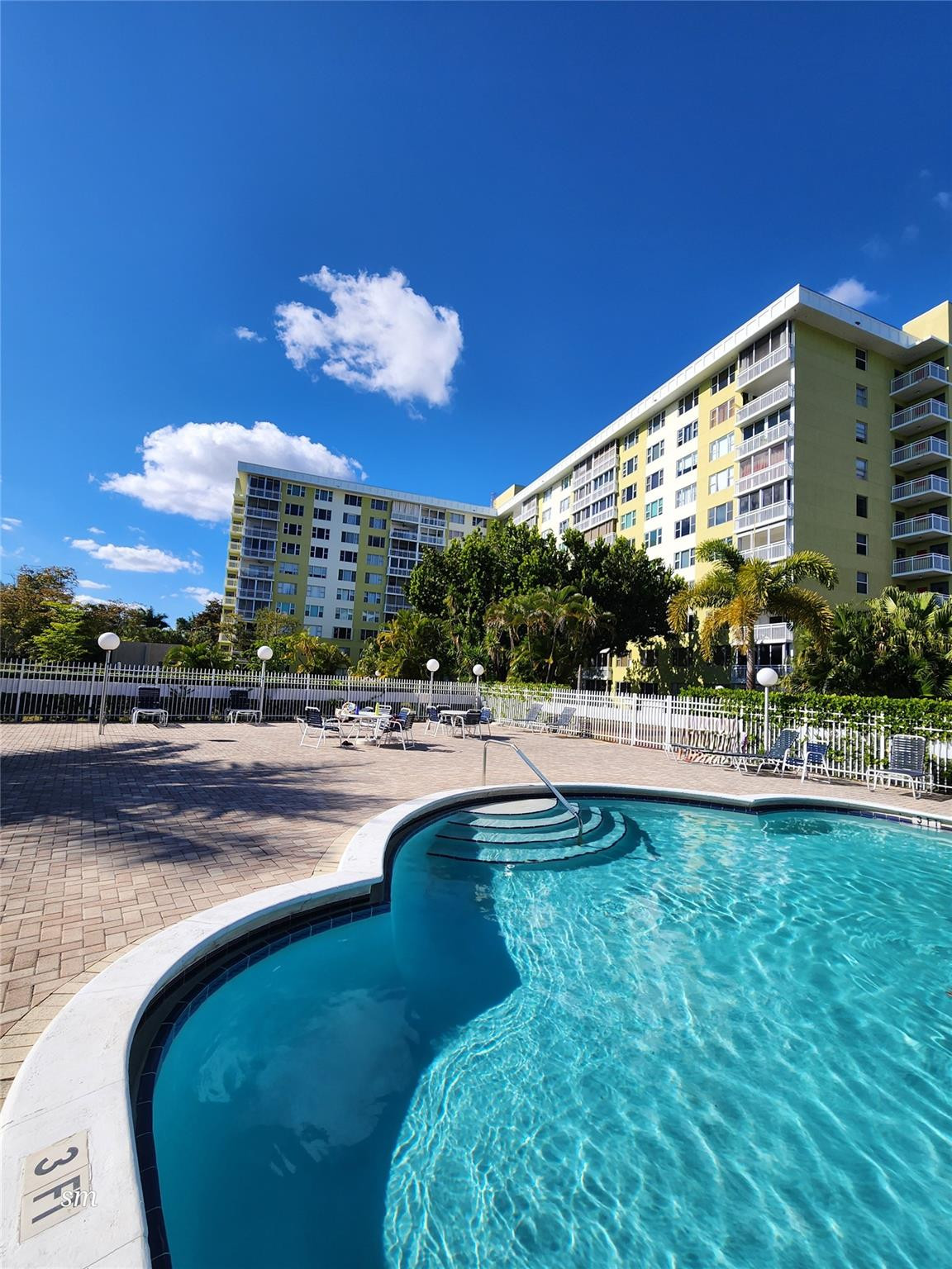 HILLCREST NO 21 - Residential