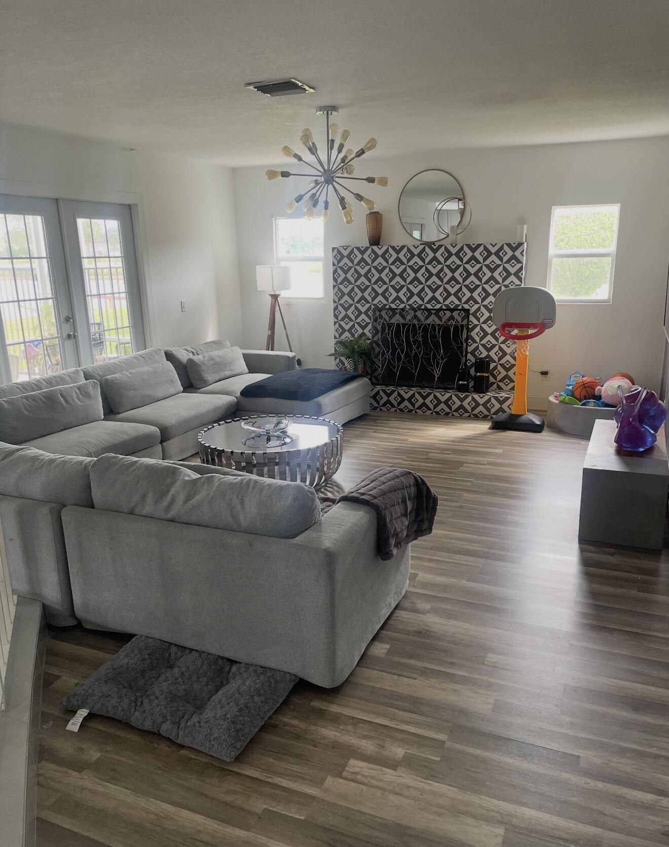 LAKES OF SHERBROOKE PH 3 - Residential