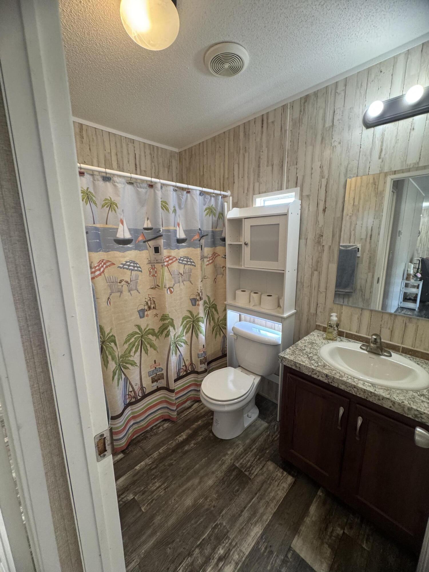 Sunshine Manor Mobile Home Park - Residential