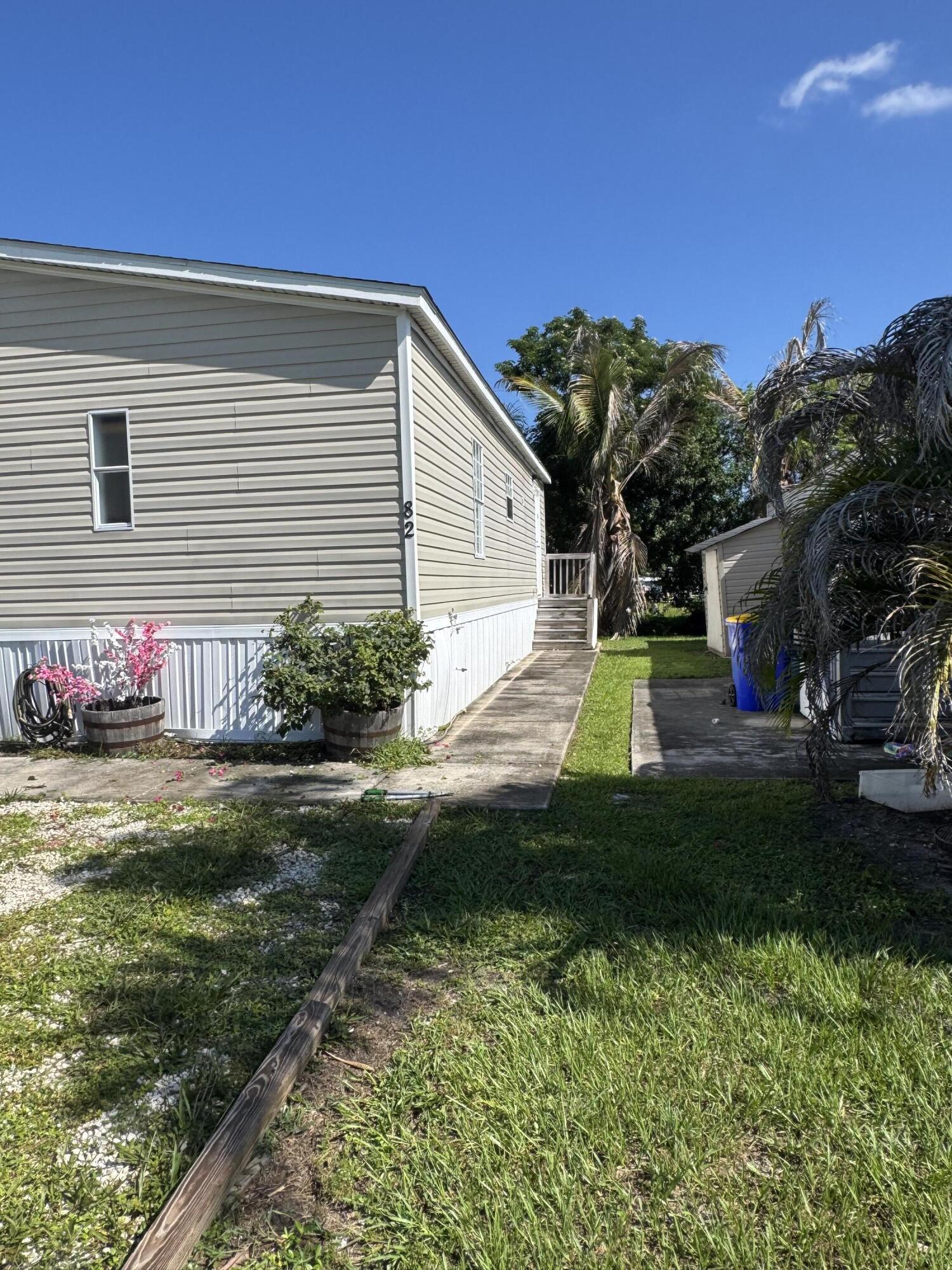 Sunshine Manor Mobile Home Park - Residential