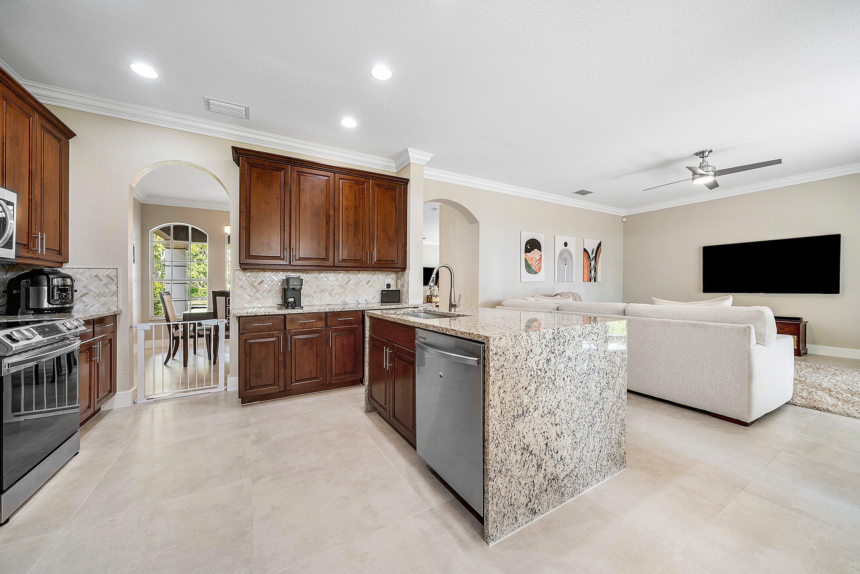 CANYON SPRINGS - Residential