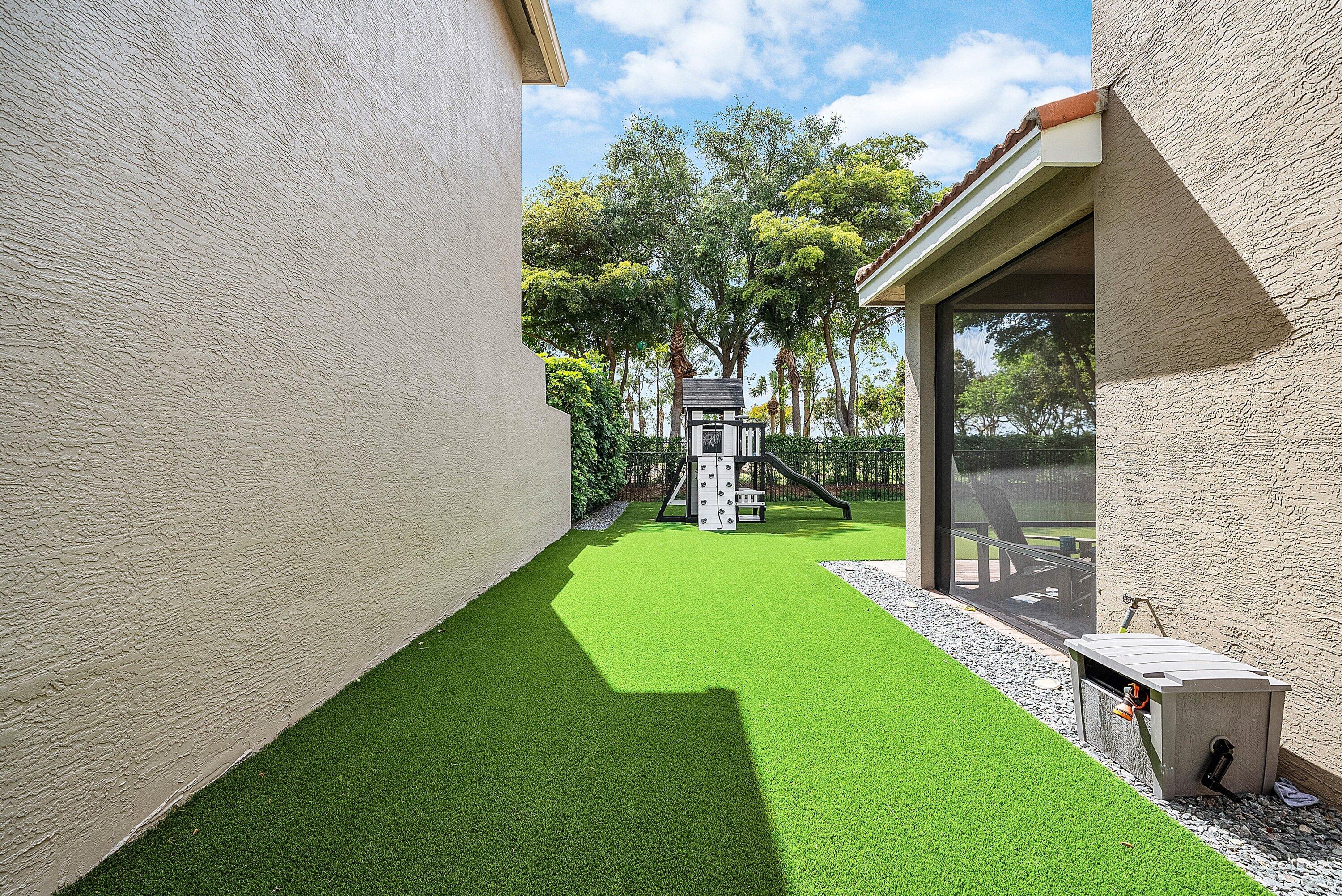 CANYON SPRINGS - Residential