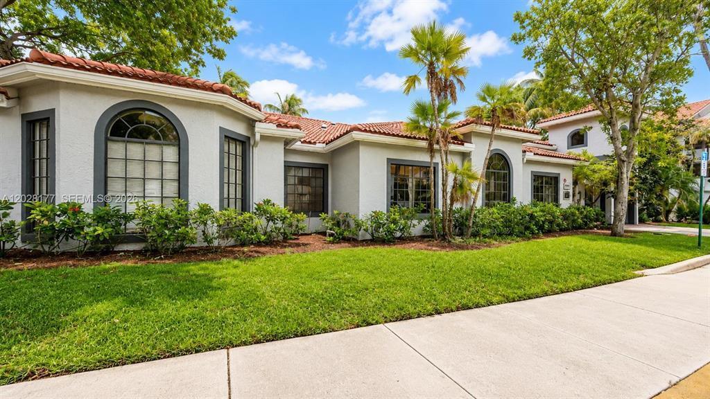 VISCONTI CONDO - Residential