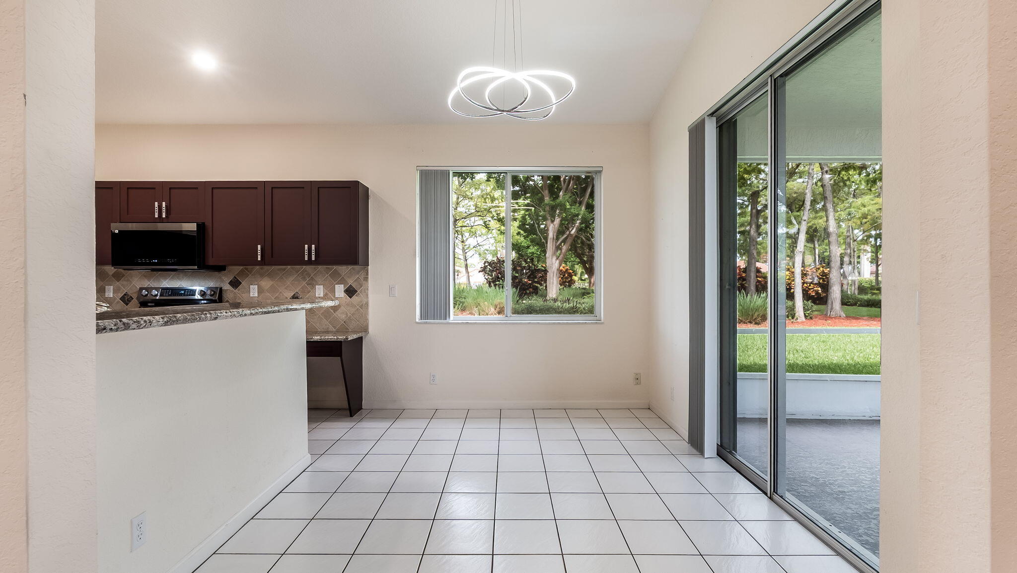 WOODMONT TRACT 67 - Residential