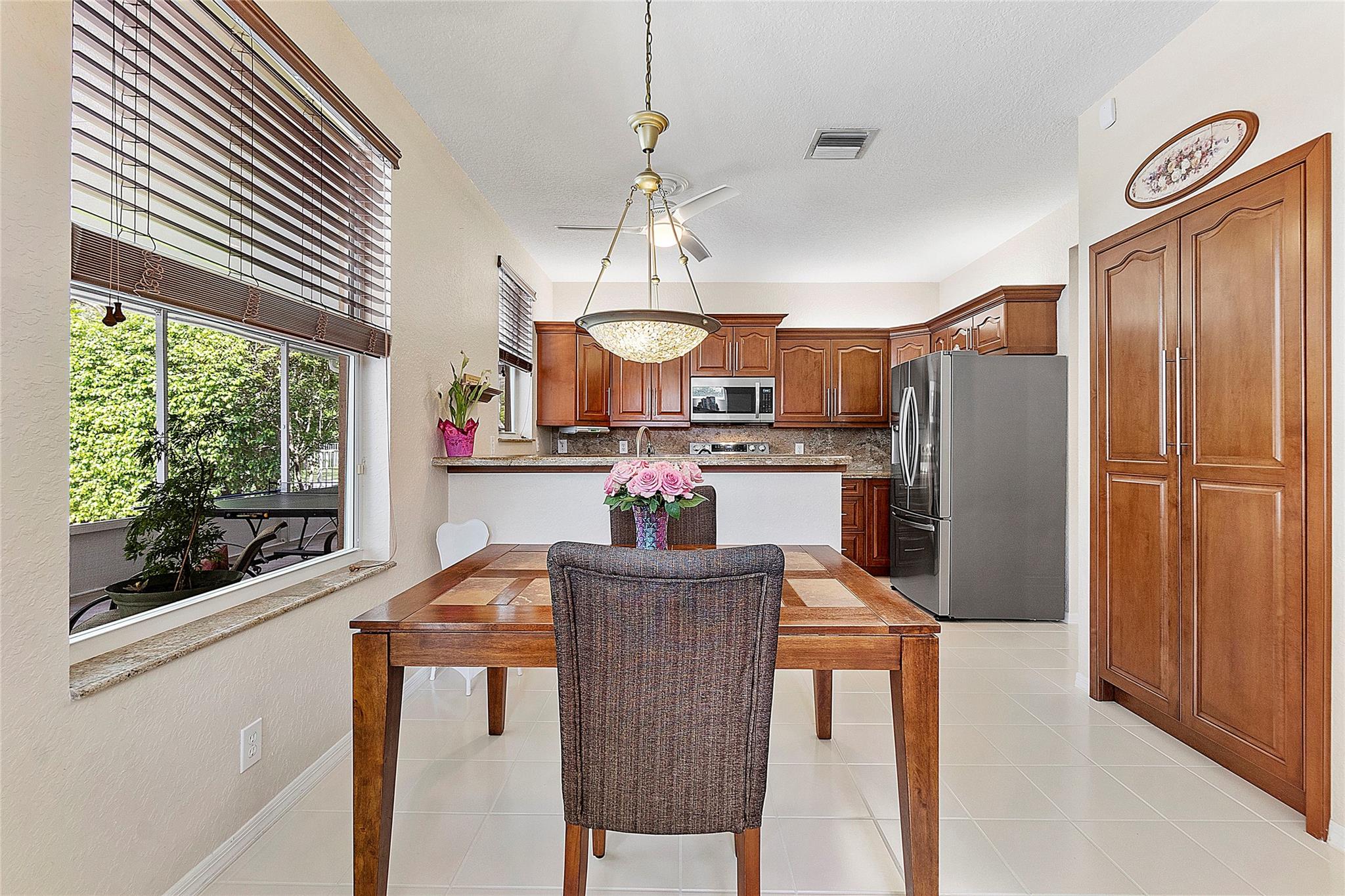MAYFAIR AT PARKLAND - Residential