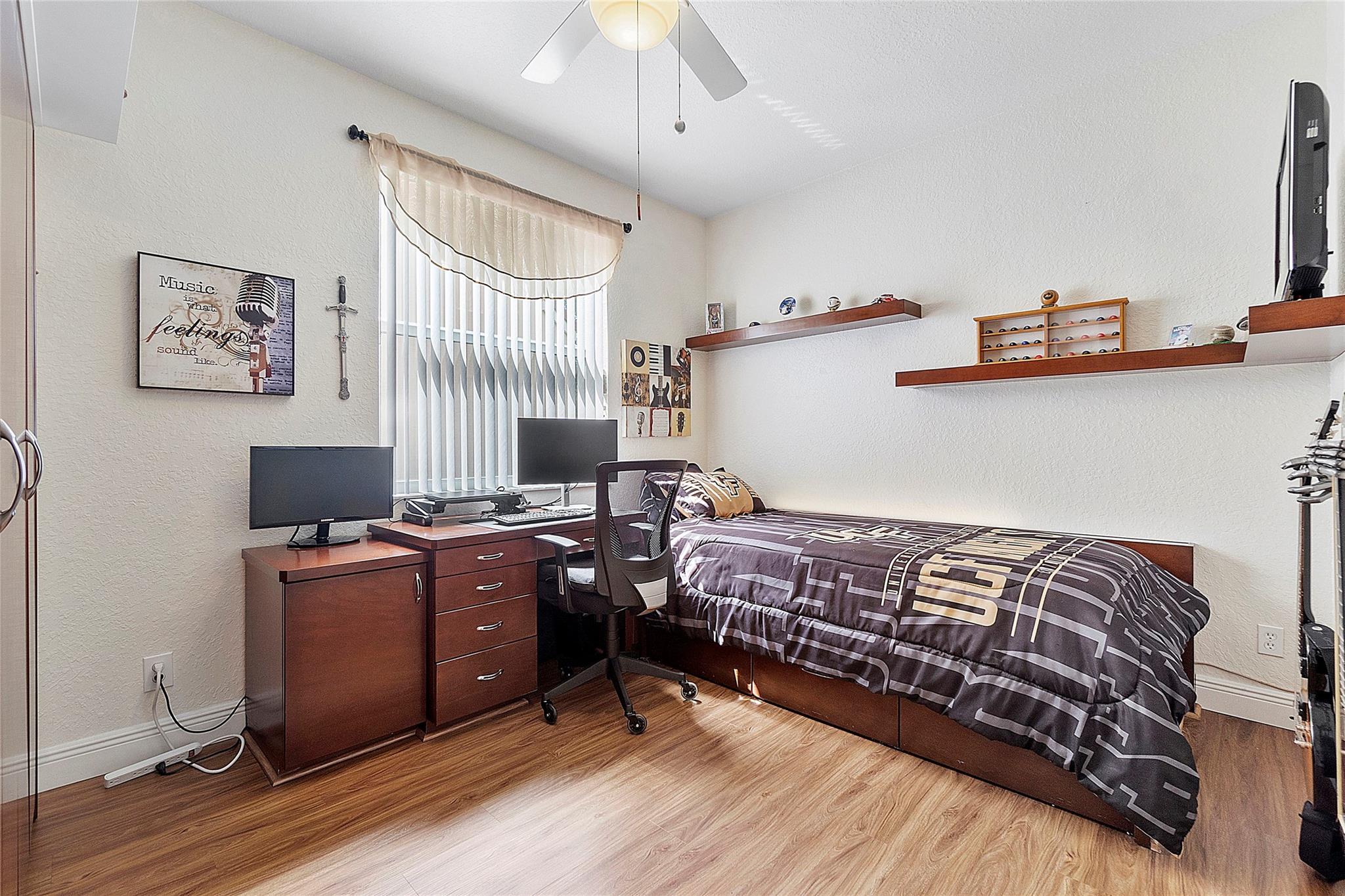 MAYFAIR AT PARKLAND - Residential