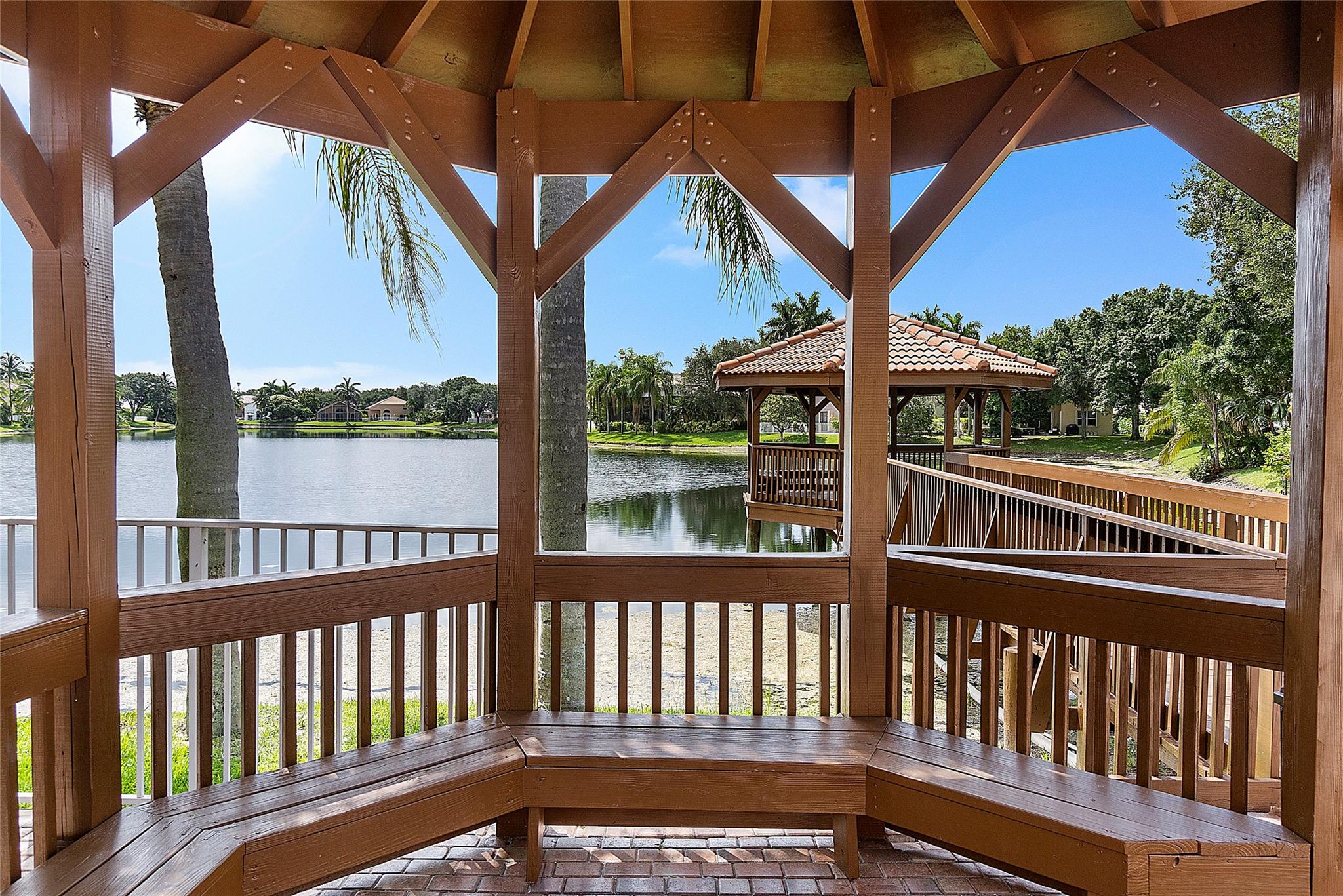 MAYFAIR AT PARKLAND - Residential