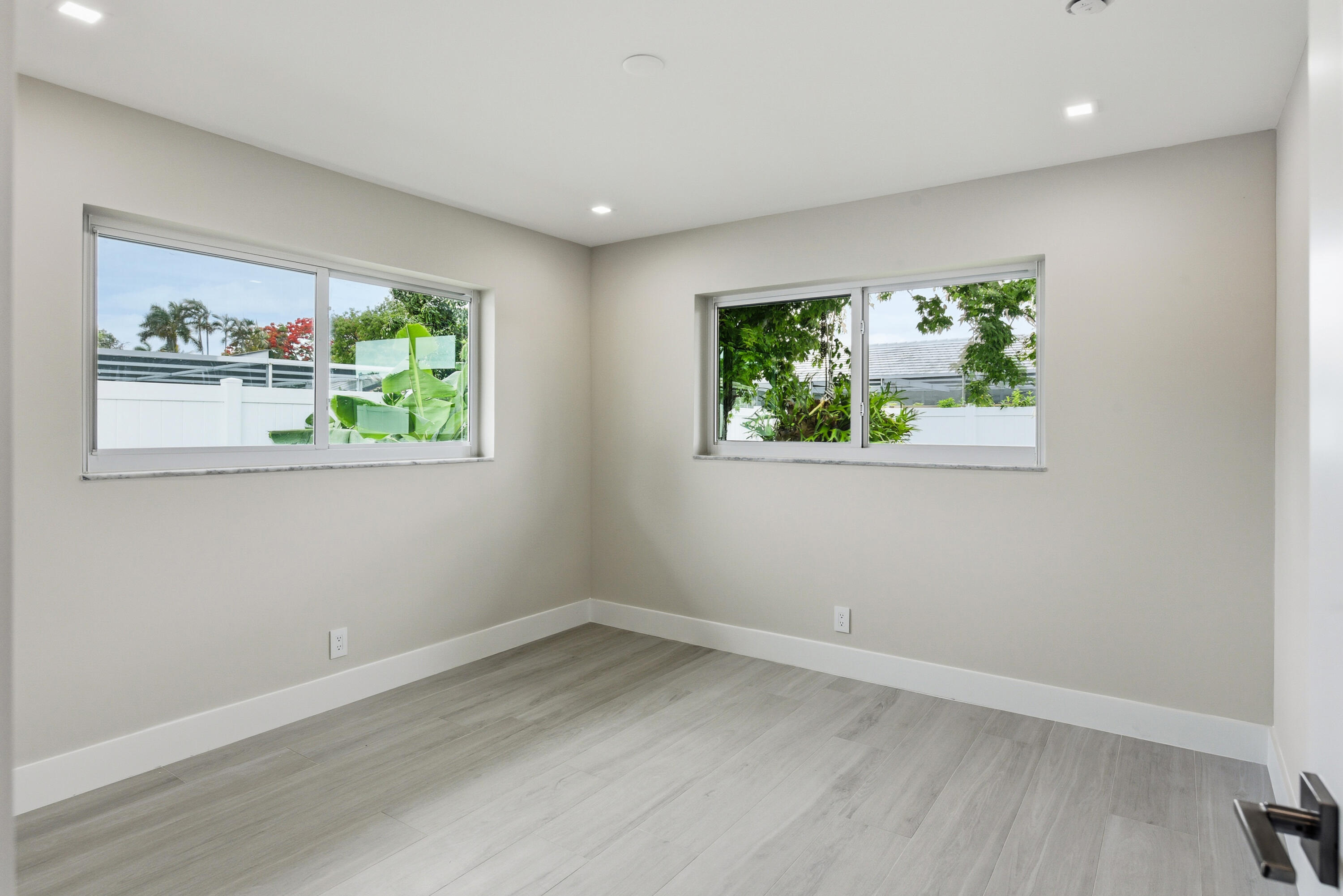 BOCA RATON SQUARE TERRACE - Residential