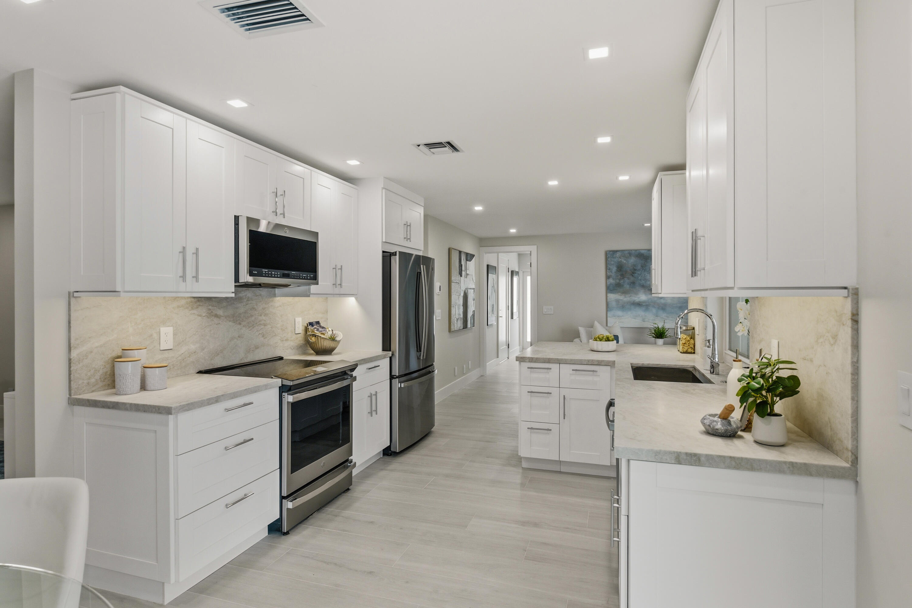 BOCA RATON SQUARE TERRACE - Residential