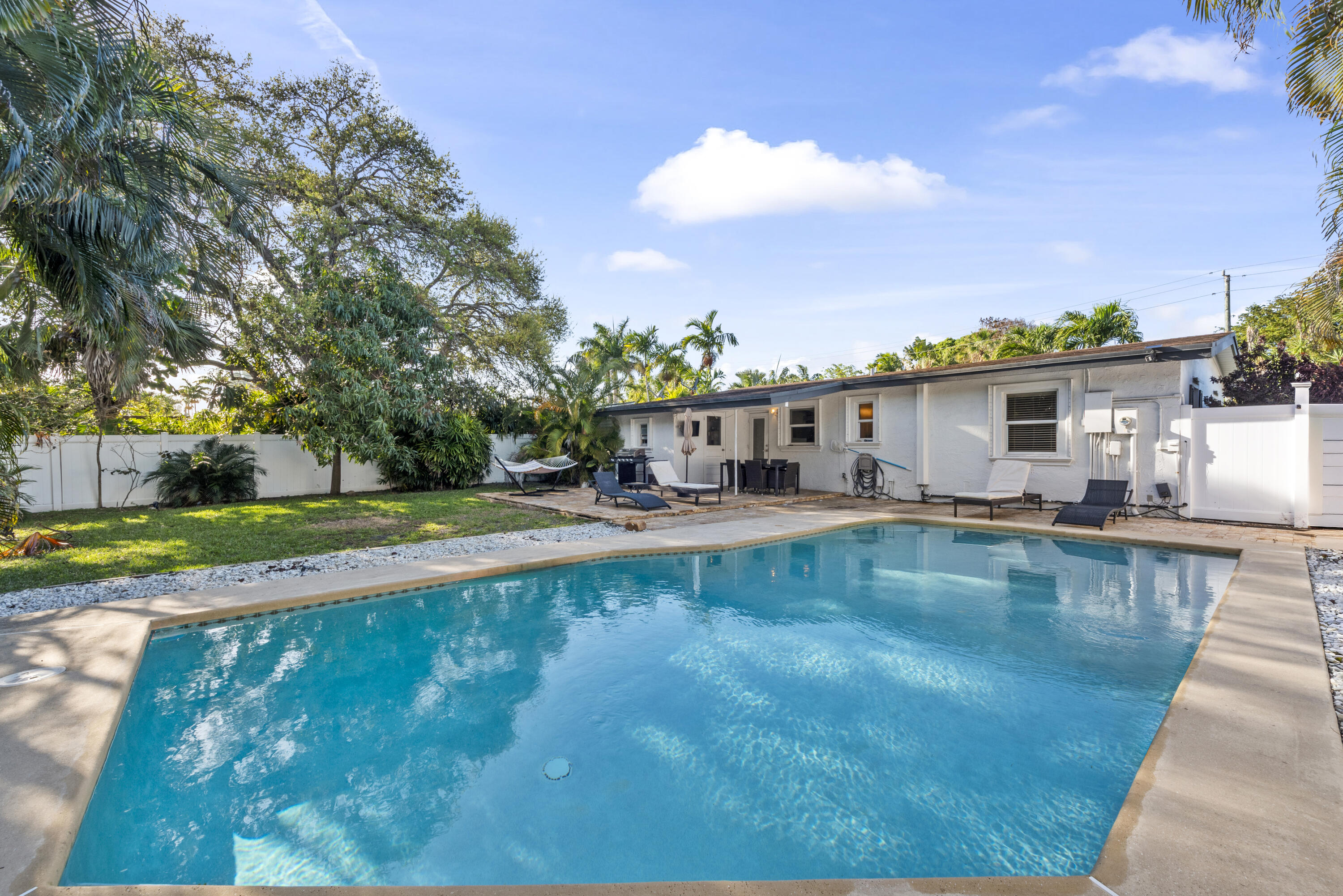WILTON ESTATES RESUB - Residential