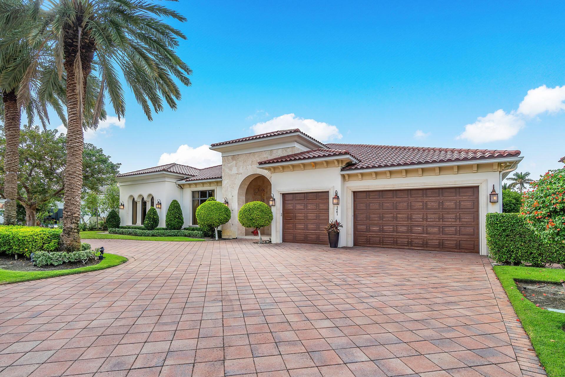 ROYAL PALM YACHT & COUNTRY CLUB - Residential