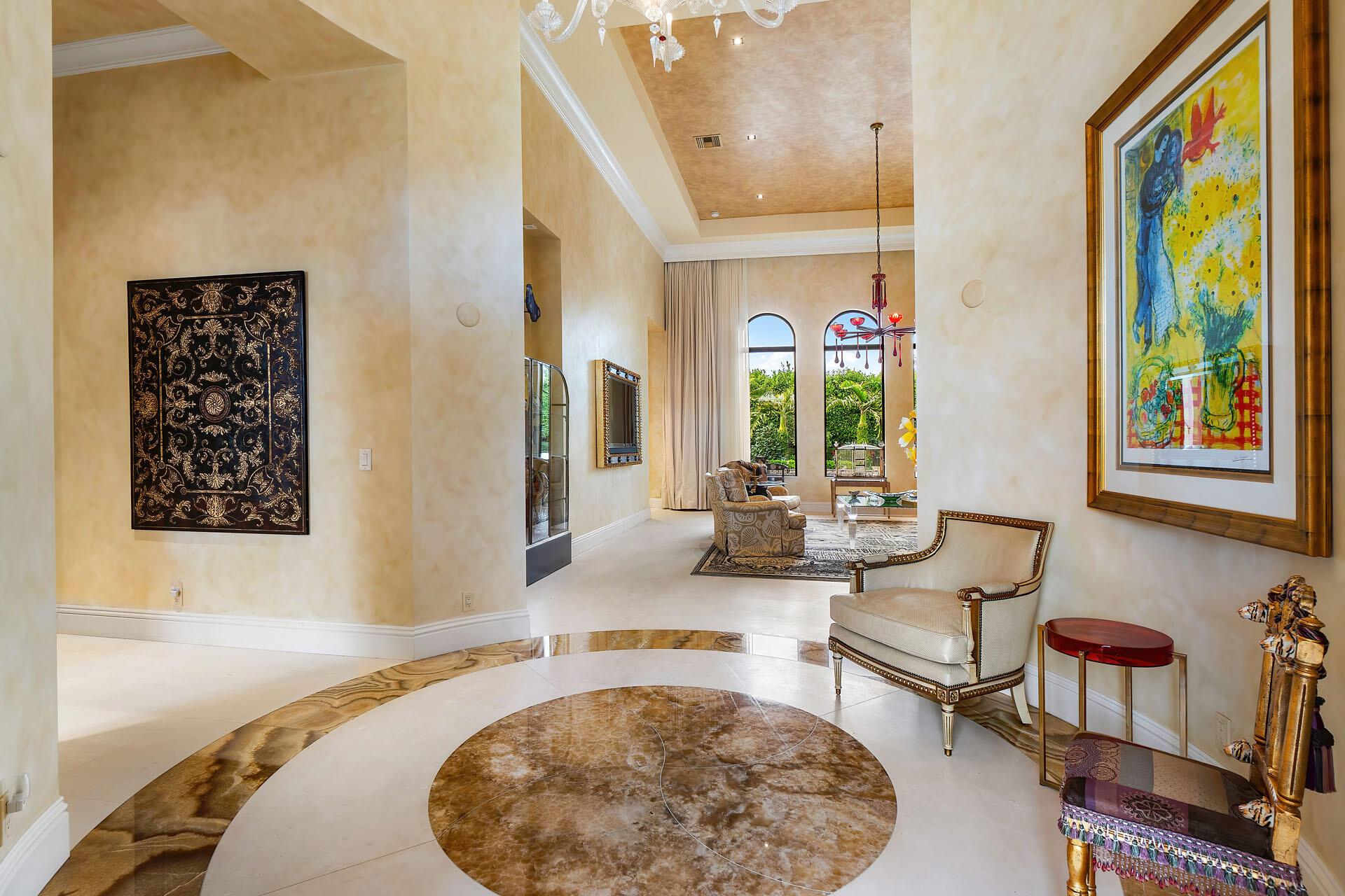 ROYAL PALM YACHT & COUNTRY CLUB - Residential