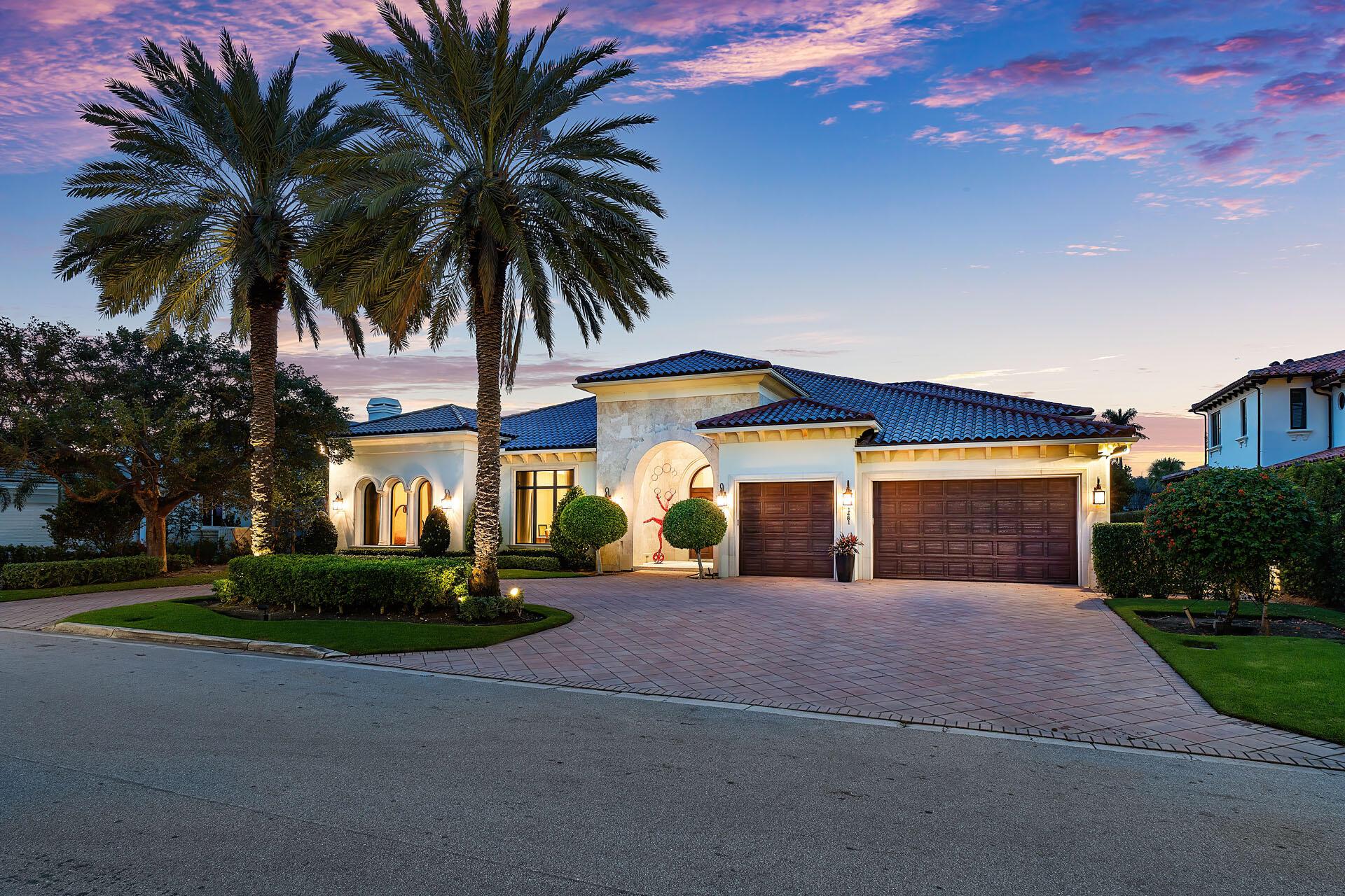 ROYAL PALM YACHT & COUNTRY CLUB - Residential