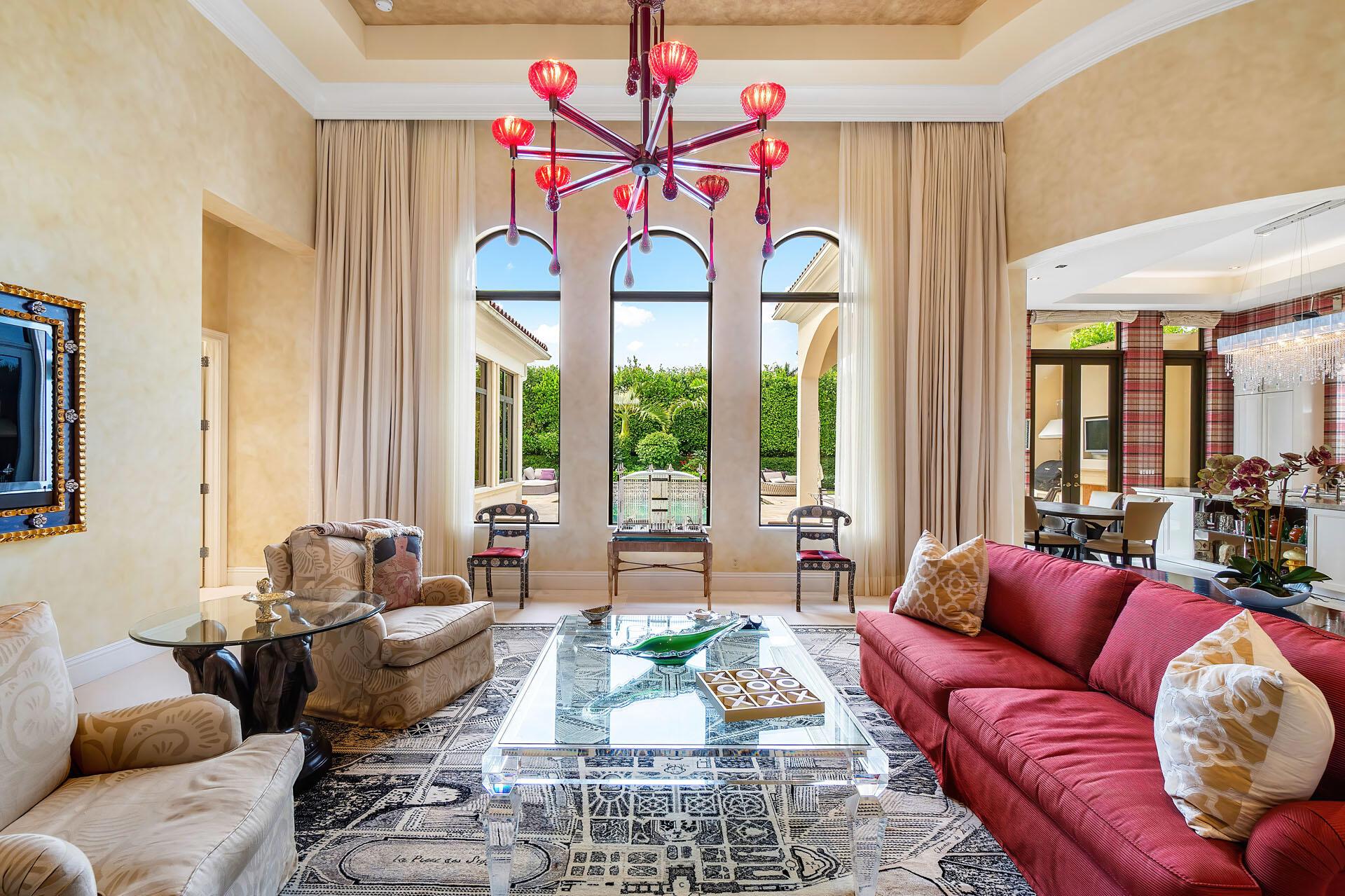 ROYAL PALM YACHT & COUNTRY CLUB - Residential