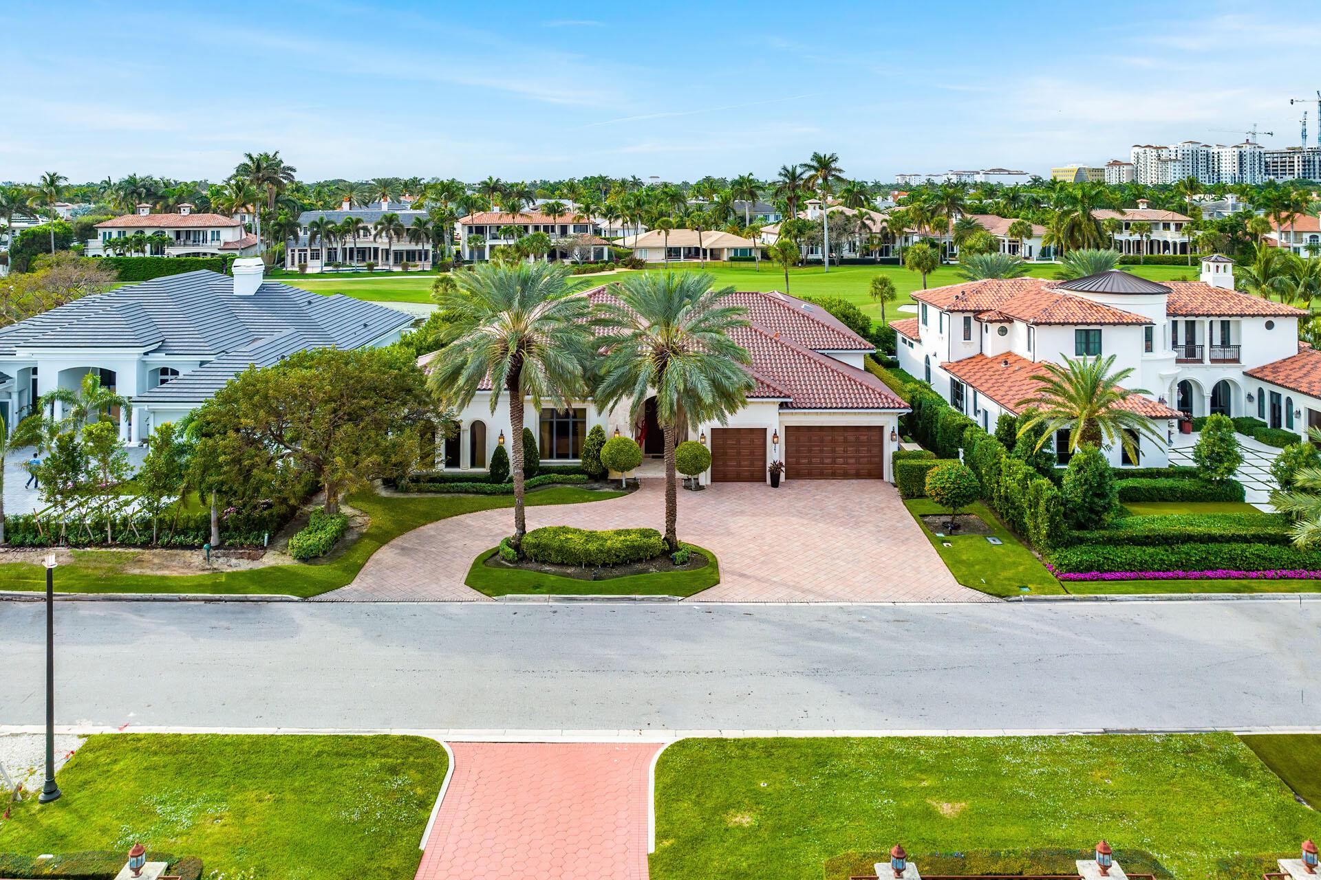 ROYAL PALM YACHT & COUNTRY CLUB - Residential
