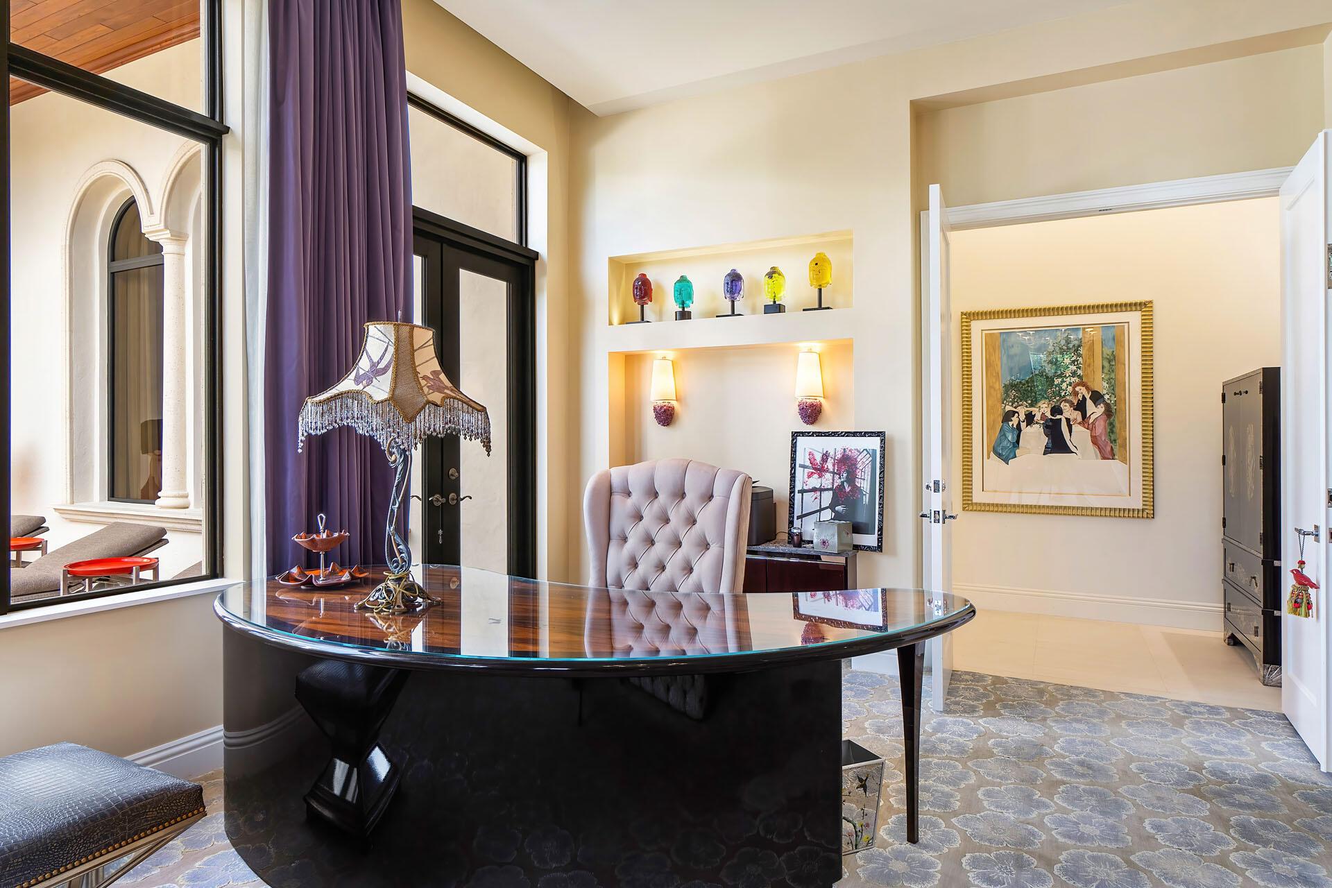 ROYAL PALM YACHT & COUNTRY CLUB - Residential