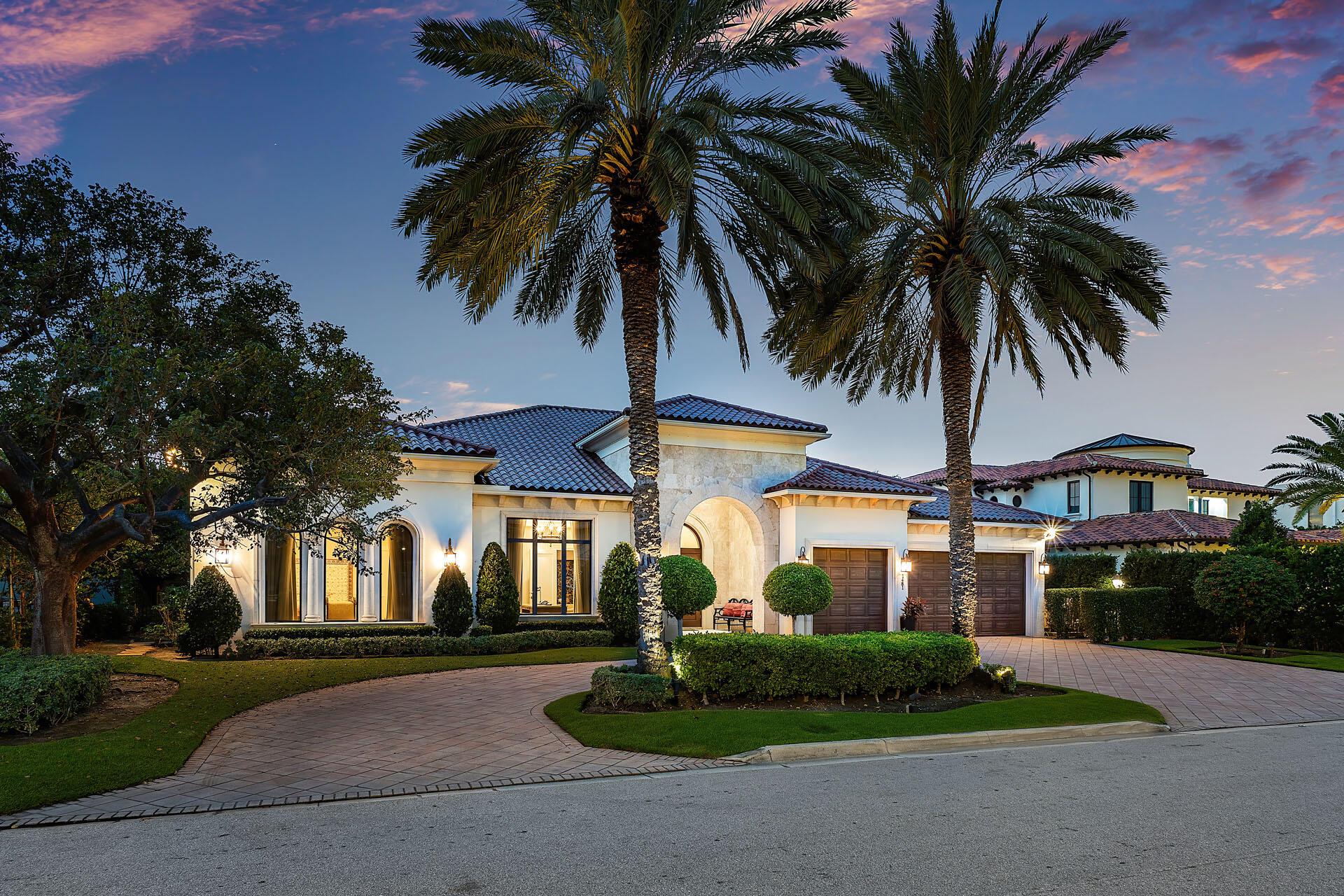 ROYAL PALM YACHT & COUNTRY CLUB - Residential