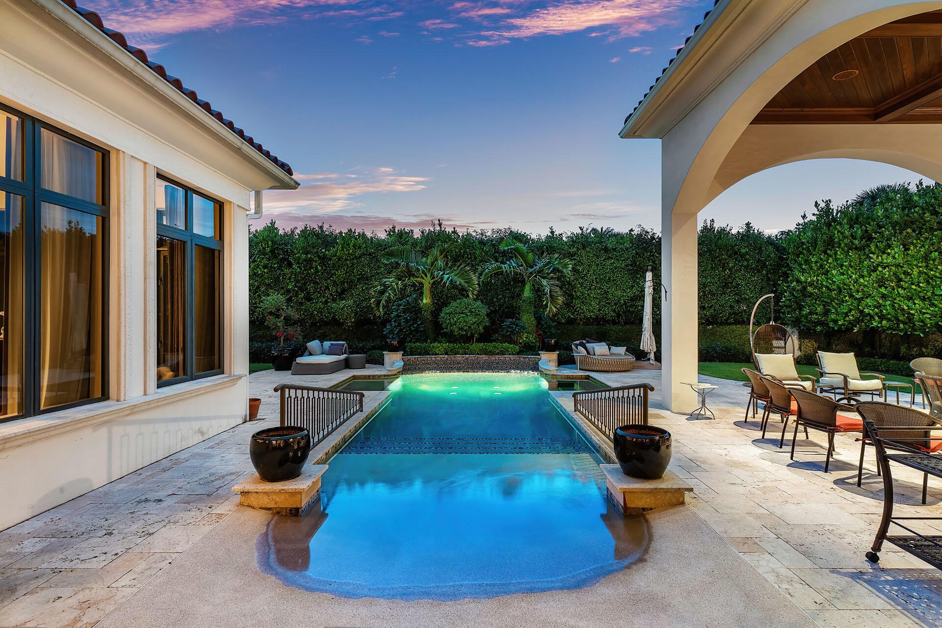 ROYAL PALM YACHT & COUNTRY CLUB - Residential
