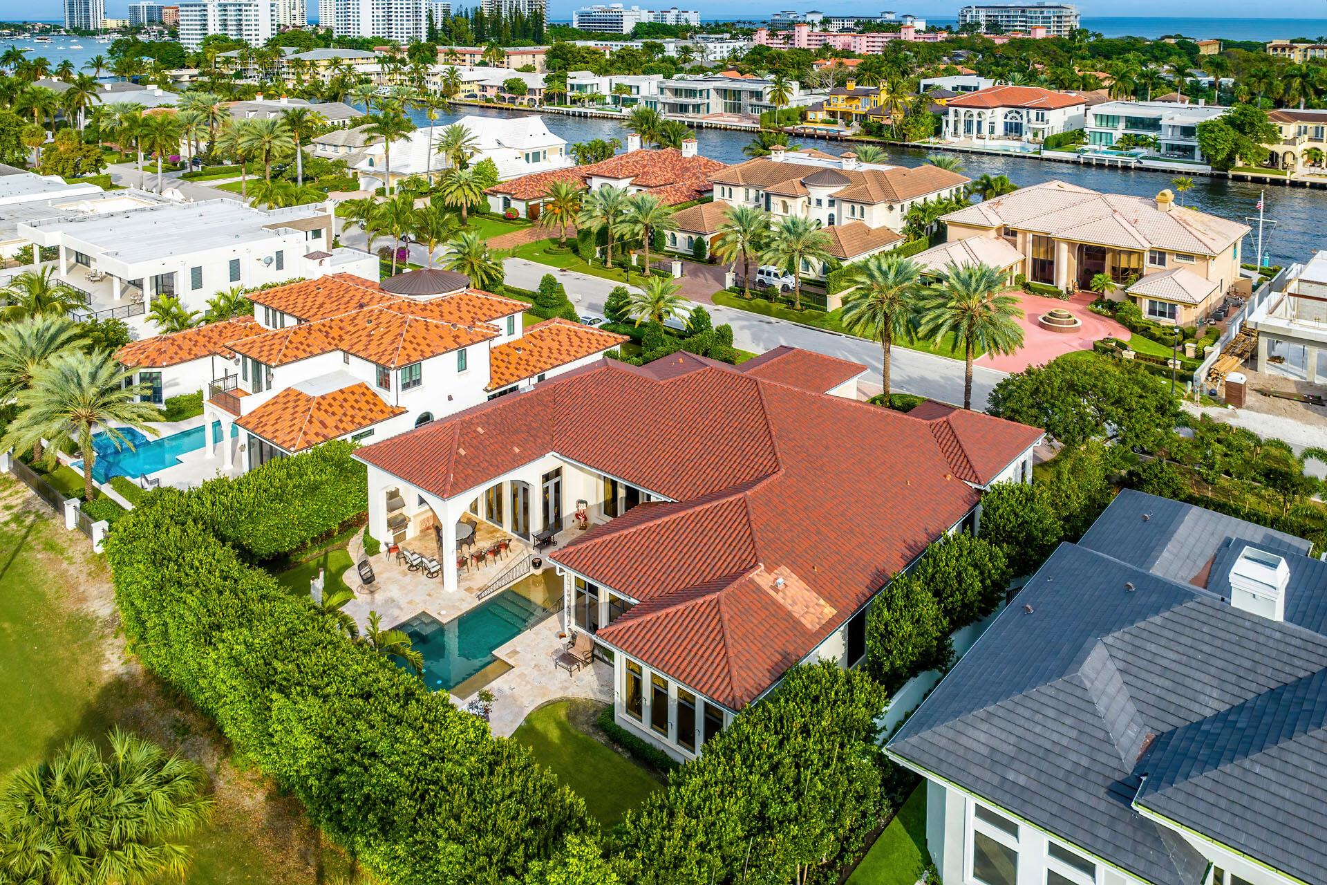ROYAL PALM YACHT & COUNTRY CLUB - Residential