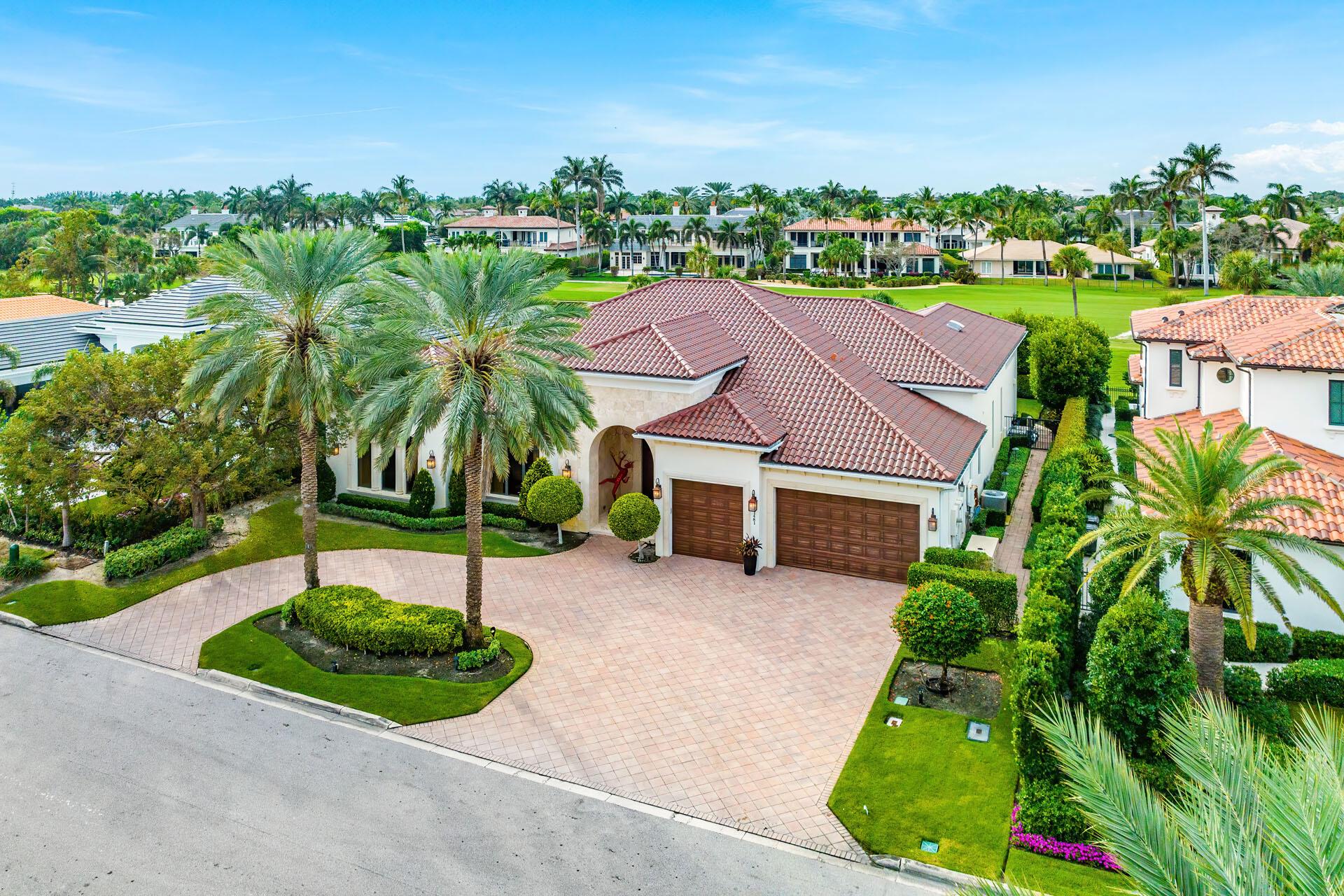 ROYAL PALM YACHT & COUNTRY CLUB - Residential