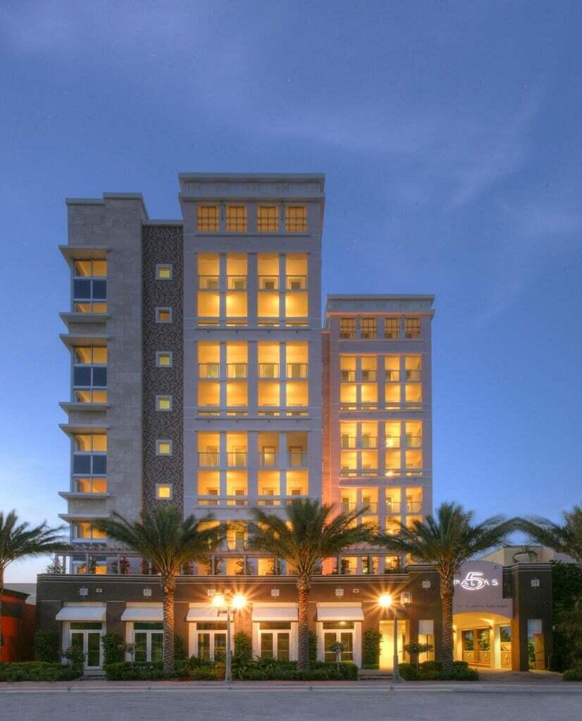 Welcome to the epitome of luxury in this exquisitely renovated 3-BR, 3.5-BA boutique condominium. Located just steps the finest shops and dining that Boca Raton has to offer. While 5 Palms only offers 16 units it is a rare chance to call this location home.