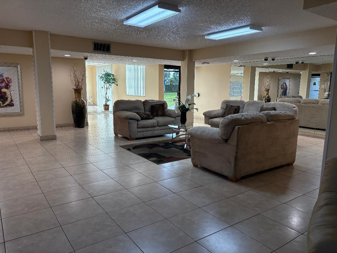 Hollybrook Golf & Tennis - Residential