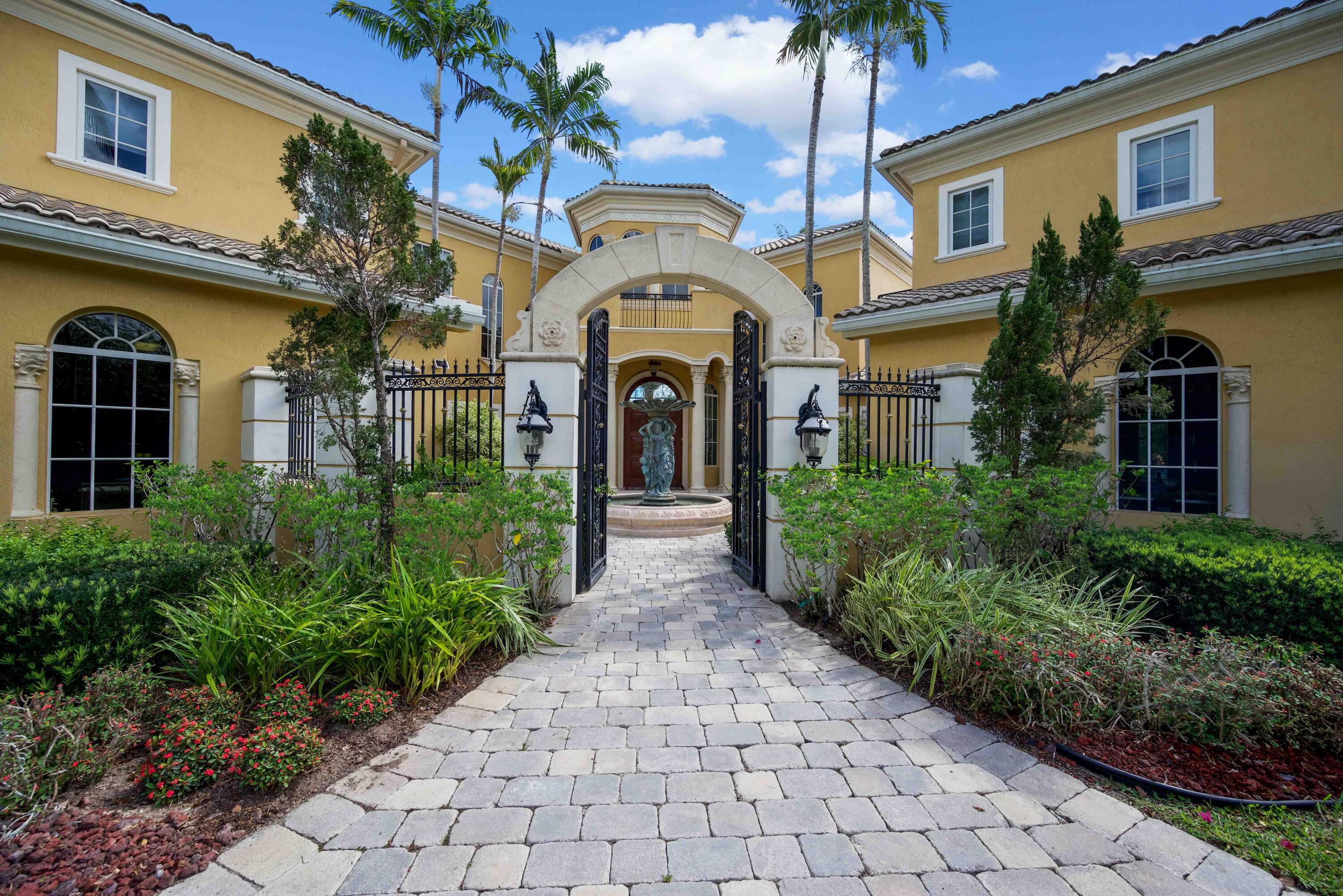 LONG LAKE ESTATES 1 AS - Residential