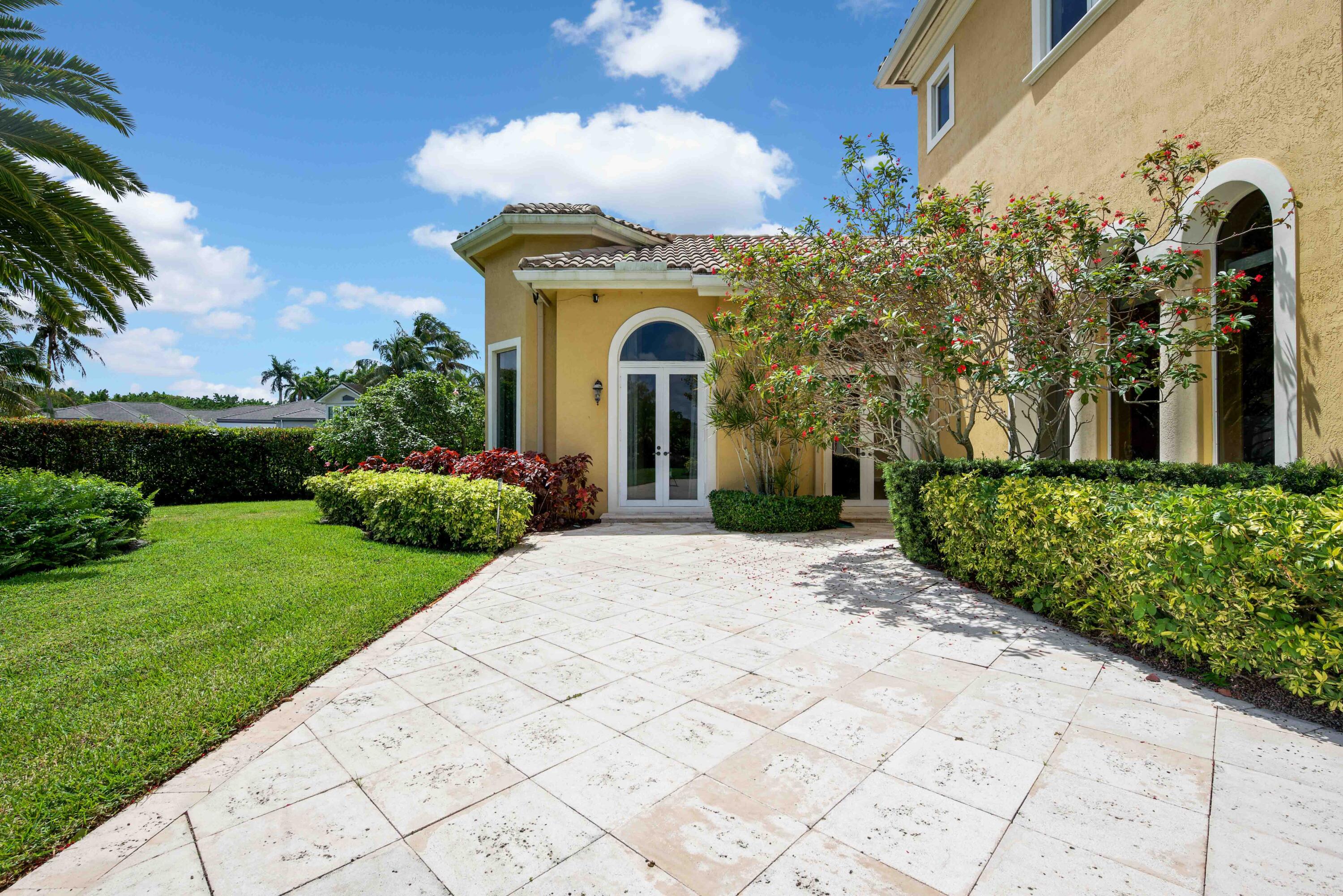 LONG LAKE ESTATES 1 AS - Residential
