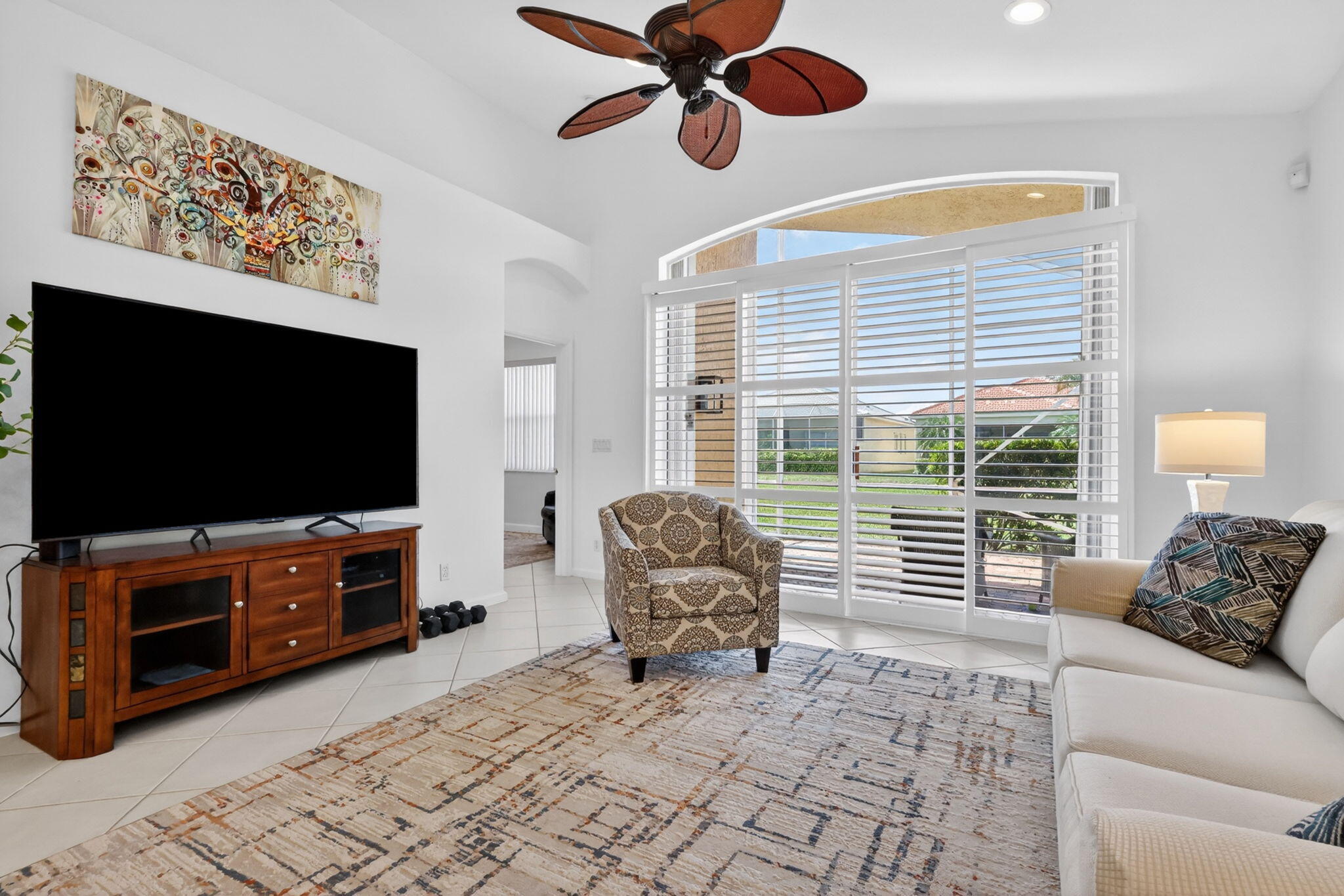 VIZCAYA 2 - Residential Lease