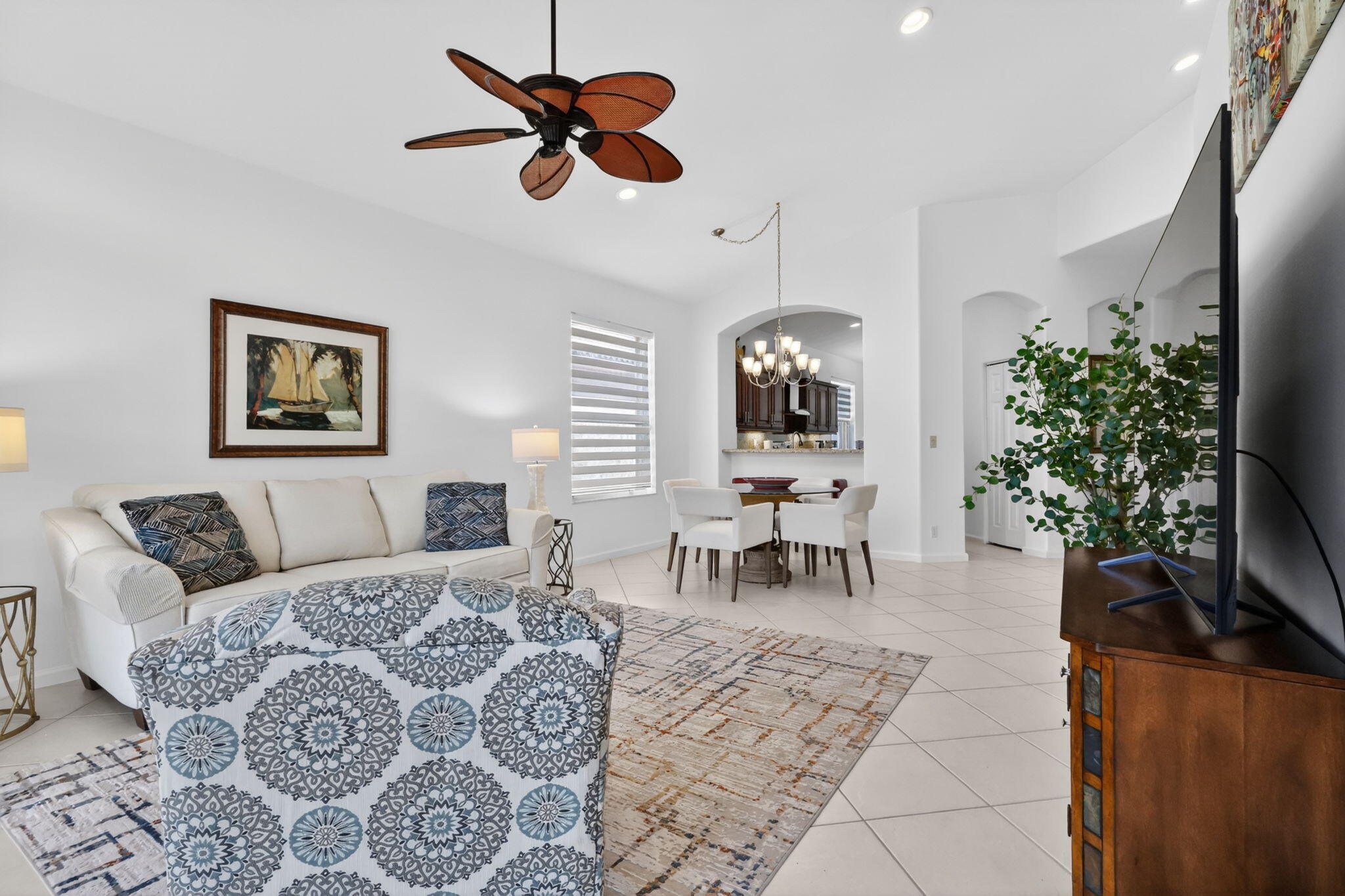 VIZCAYA 2 - Residential Lease