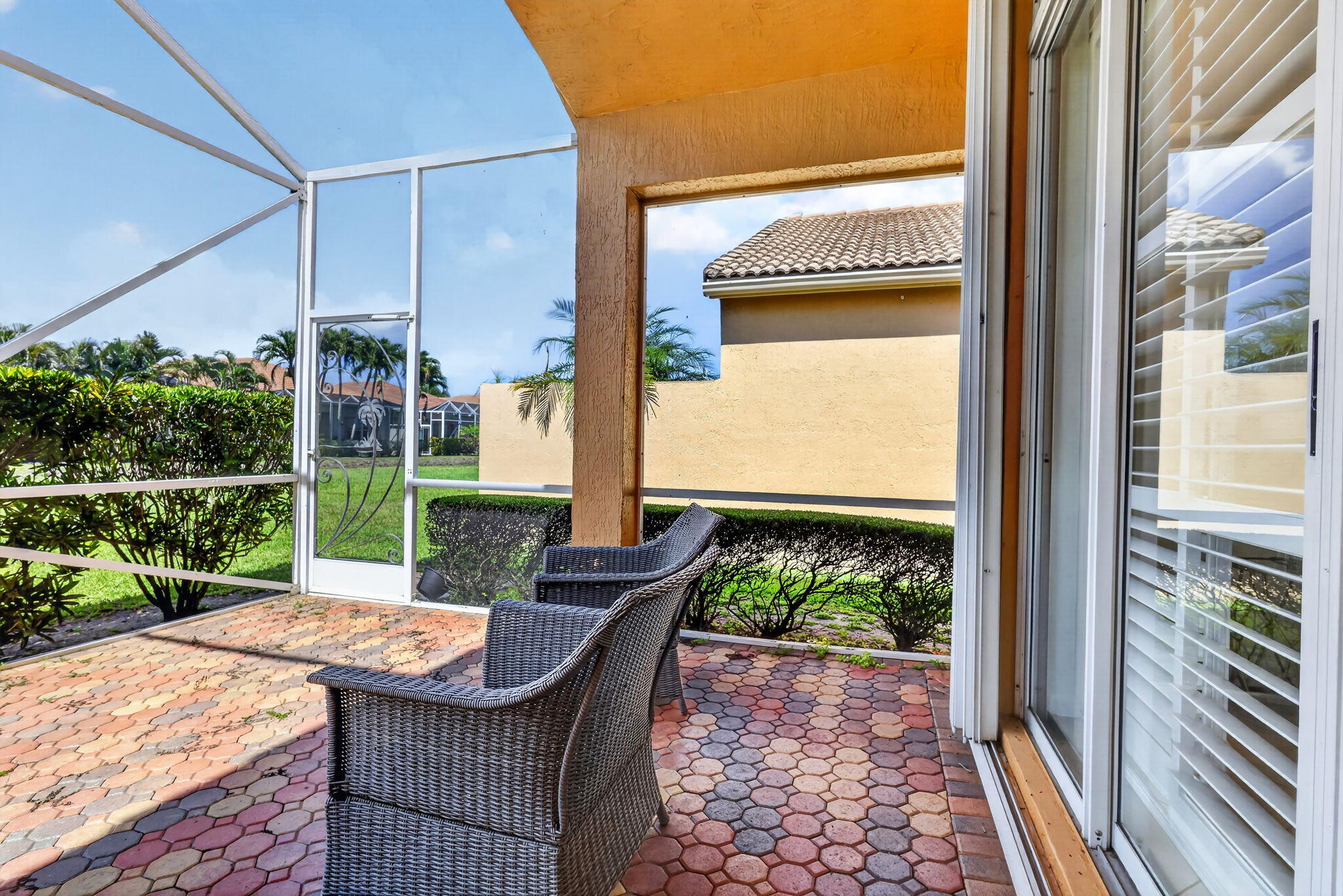 VIZCAYA 2 - Residential Lease