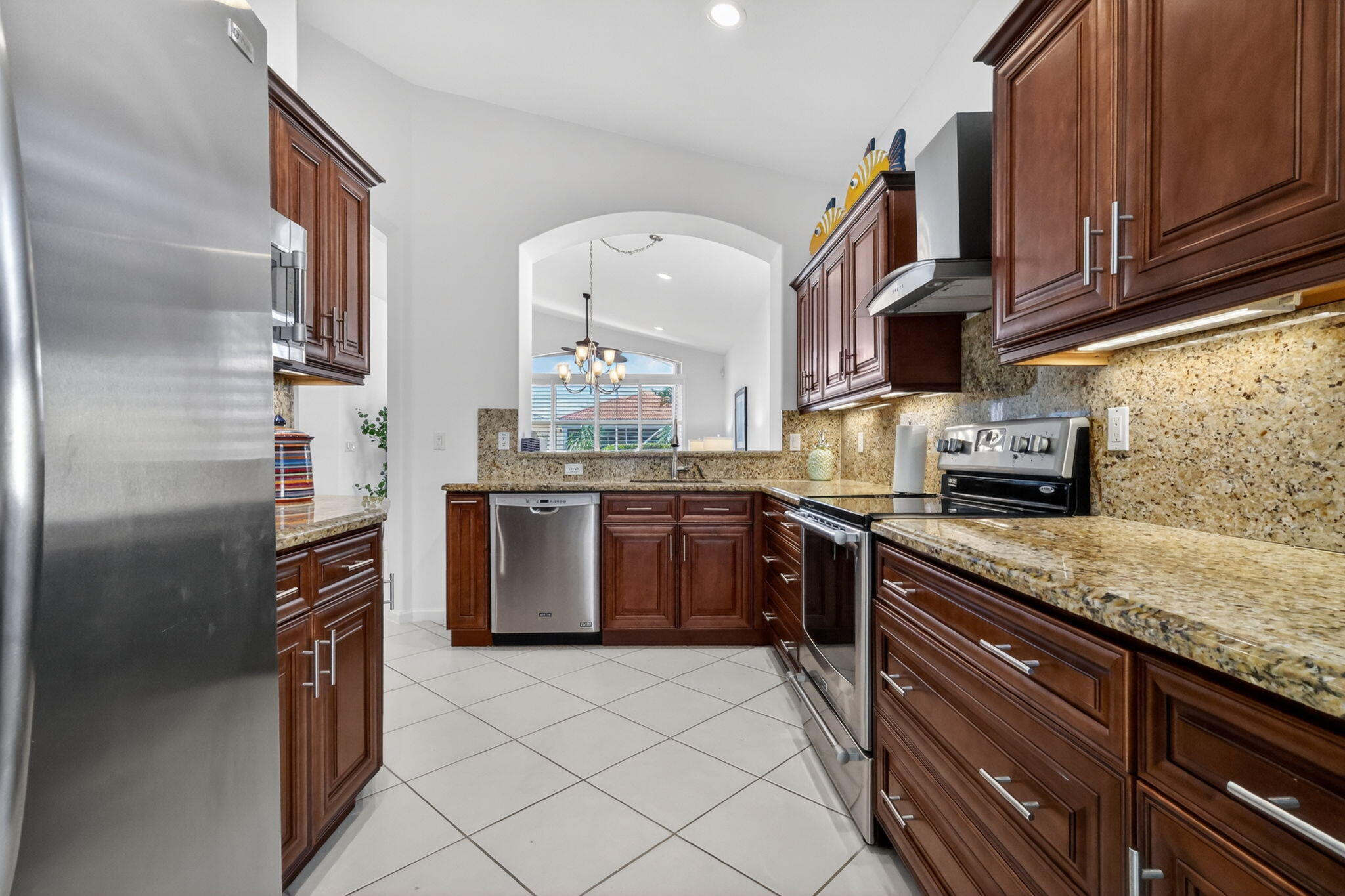 VIZCAYA 2 - Residential Lease