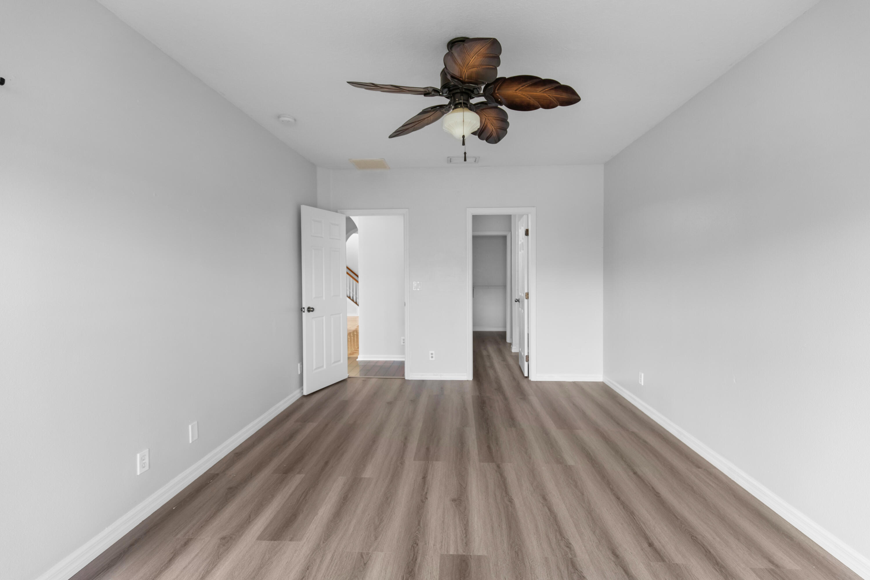 CAMBRIDGE TOWNHOMES - Residential