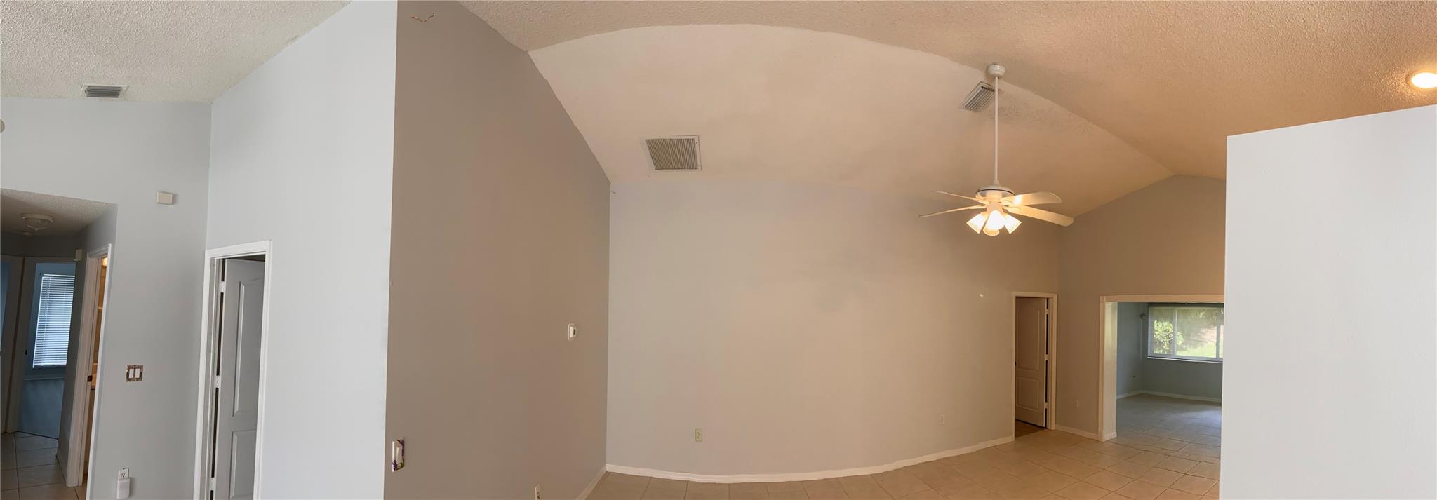 St Lucie West 117 Lakefor - Residential