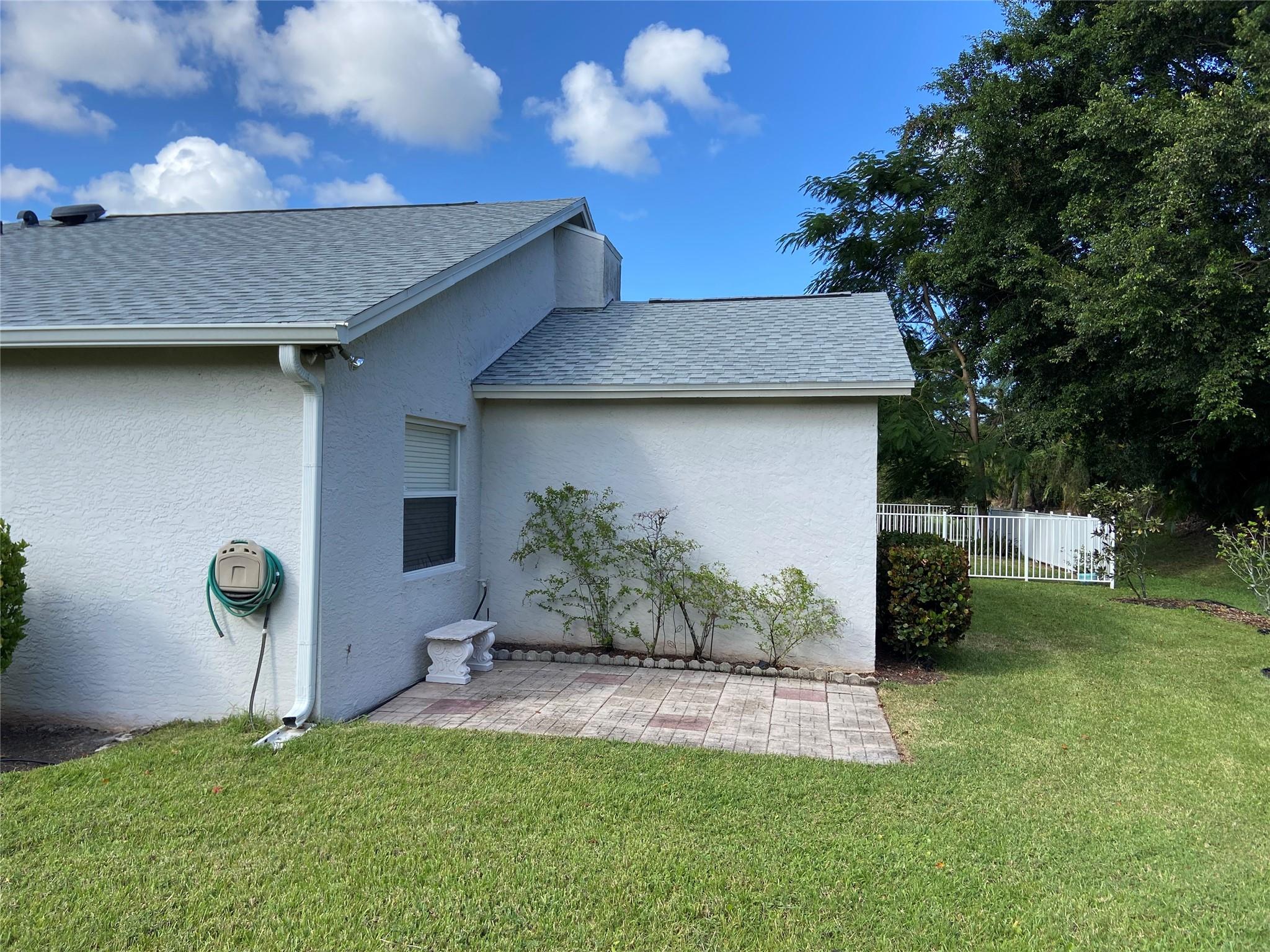 St Lucie West 117 Lakefor - Residential