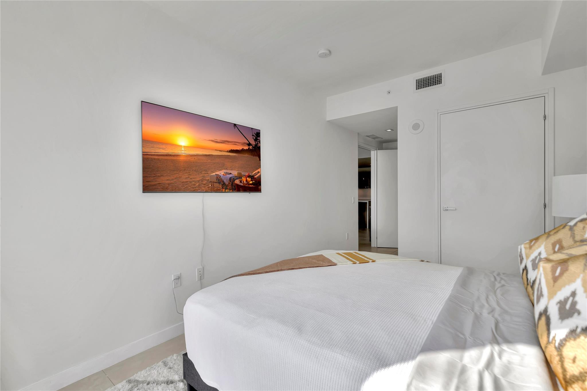 TIFFANY HOUSE CONDO - Residential