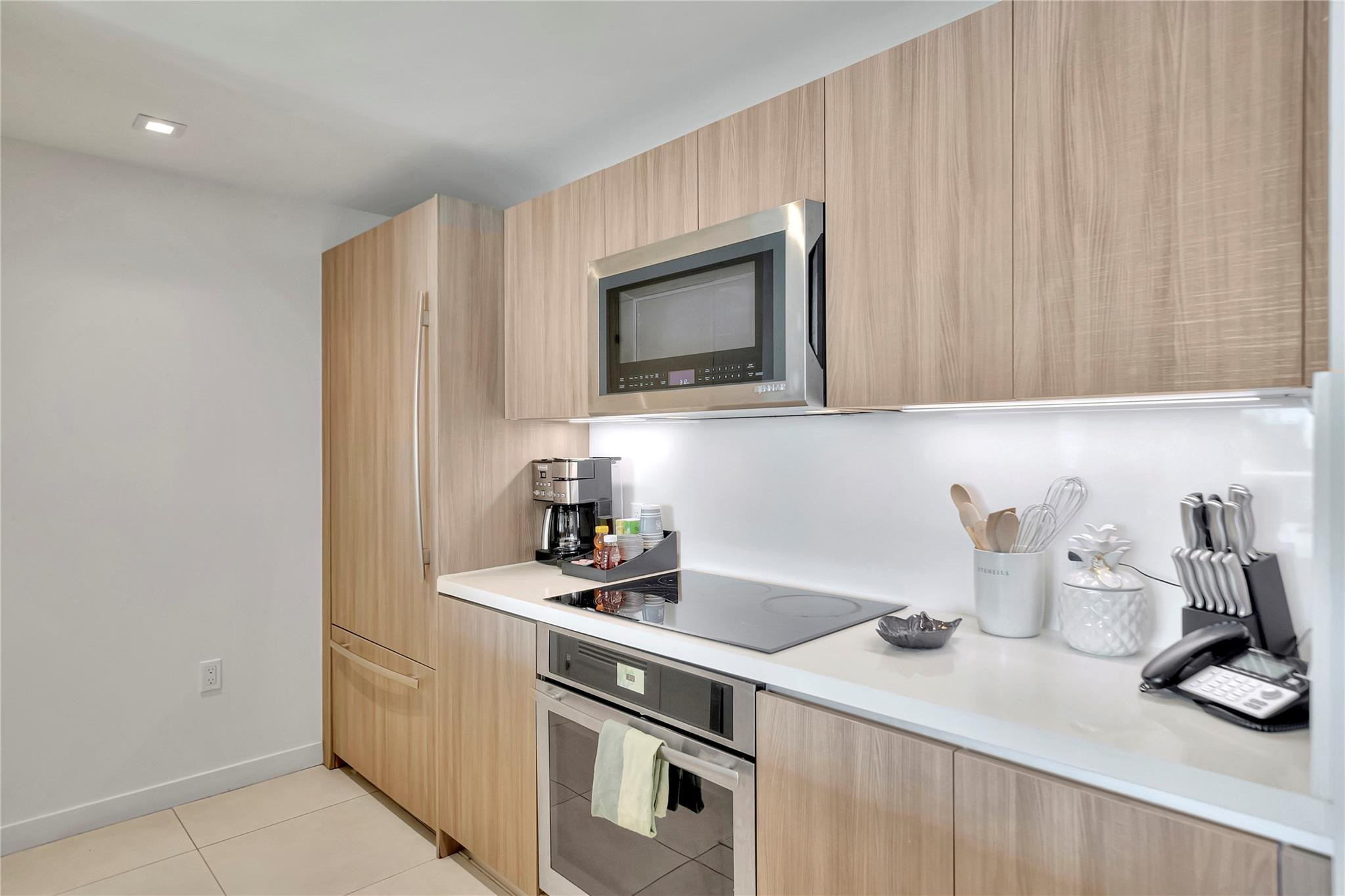 TIFFANY HOUSE CONDO - Residential