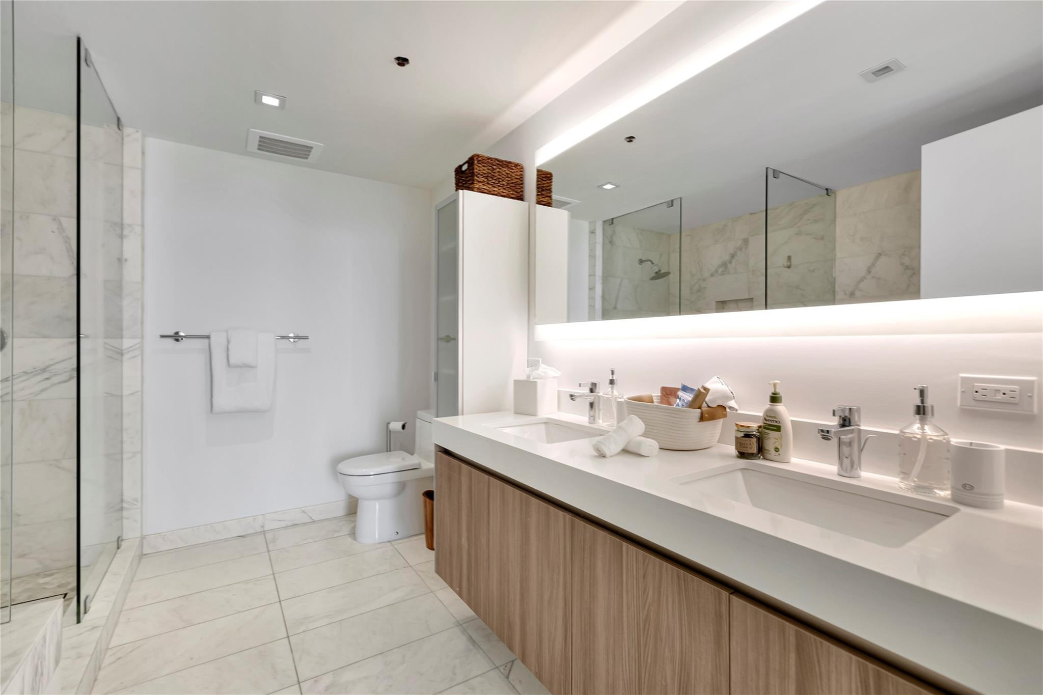 TIFFANY HOUSE CONDO - Residential