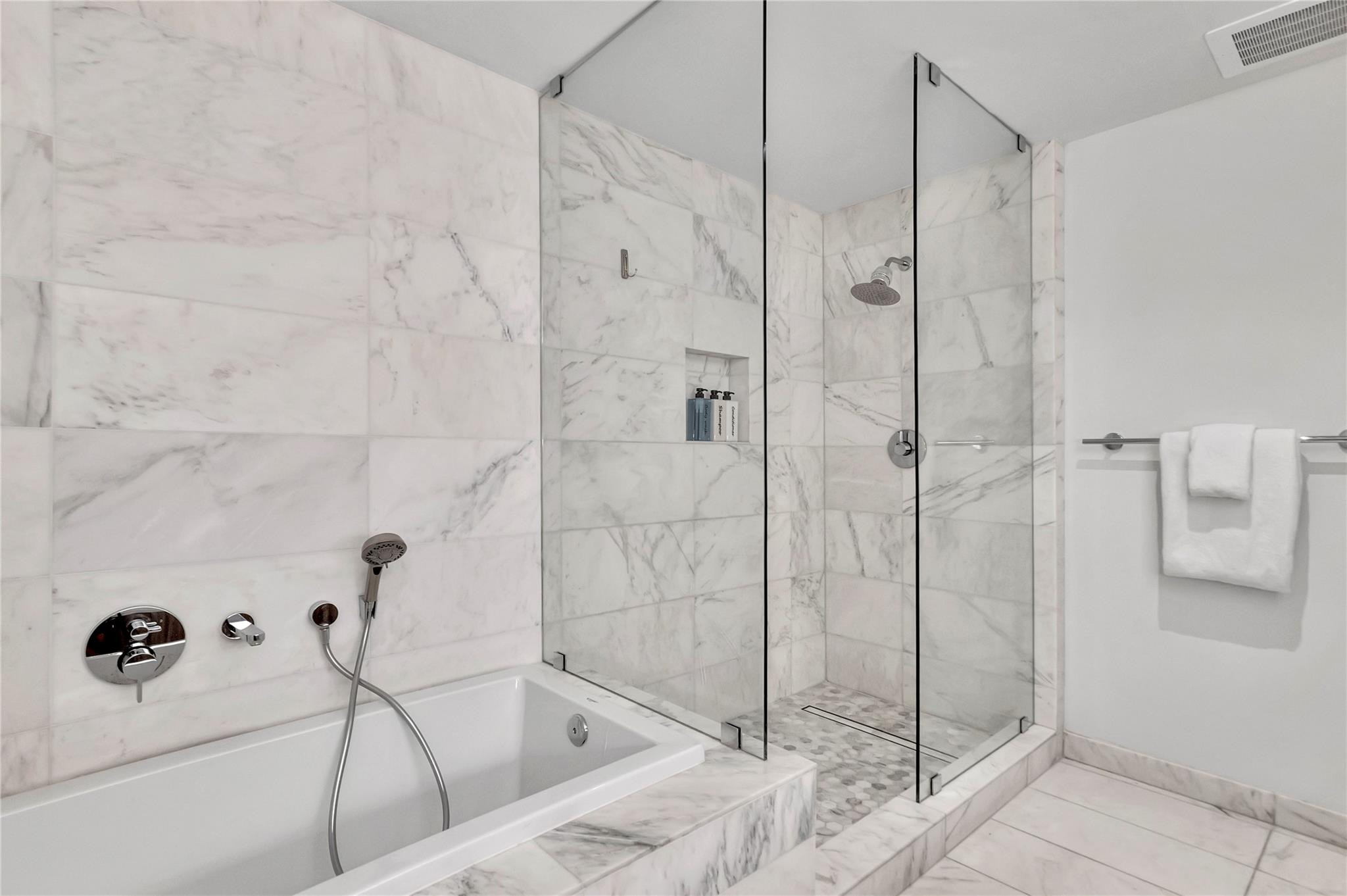 TIFFANY HOUSE CONDO - Residential