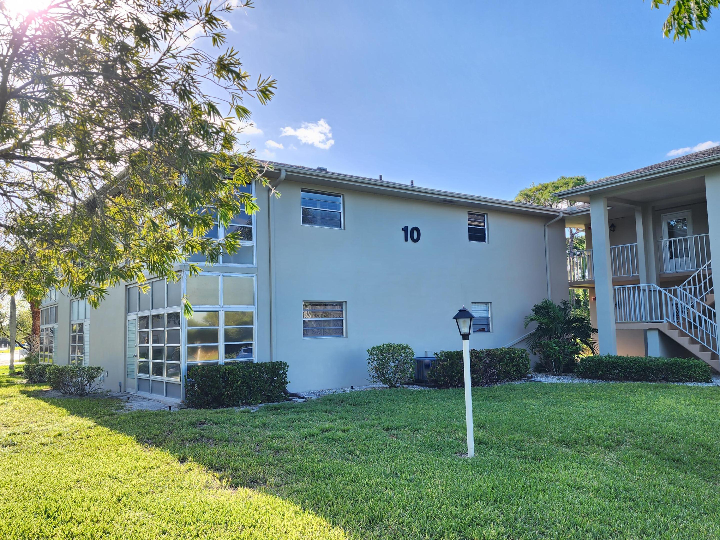 VISTA ST LUCIE BUILDINGS 9 THRU 20 - Residential