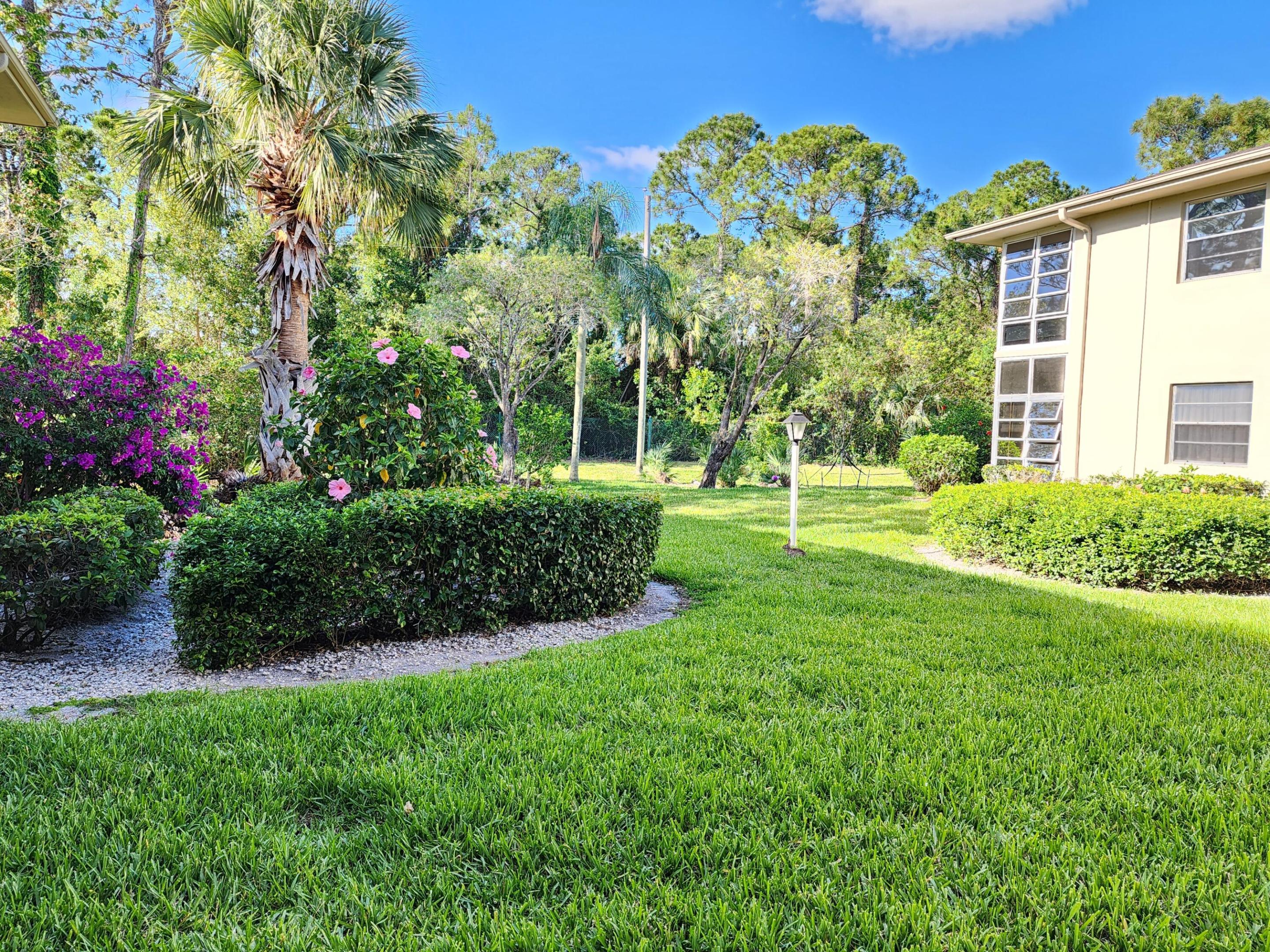 VISTA ST LUCIE BUILDINGS 9 THRU 20 - Residential