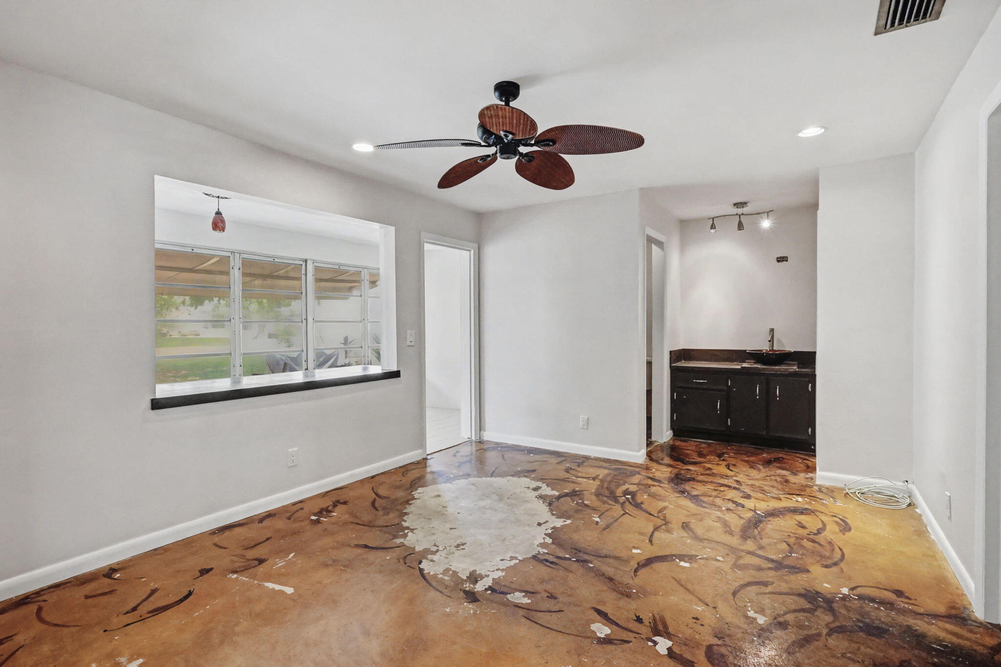 HIGH POINT - Residential