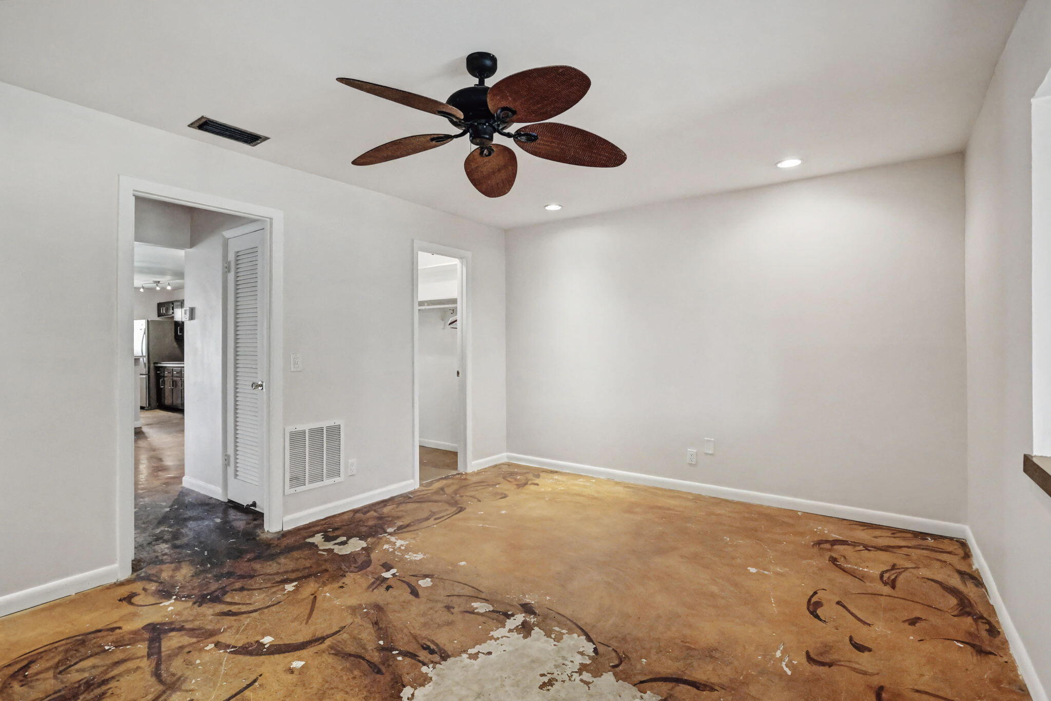 HIGH POINT - Residential