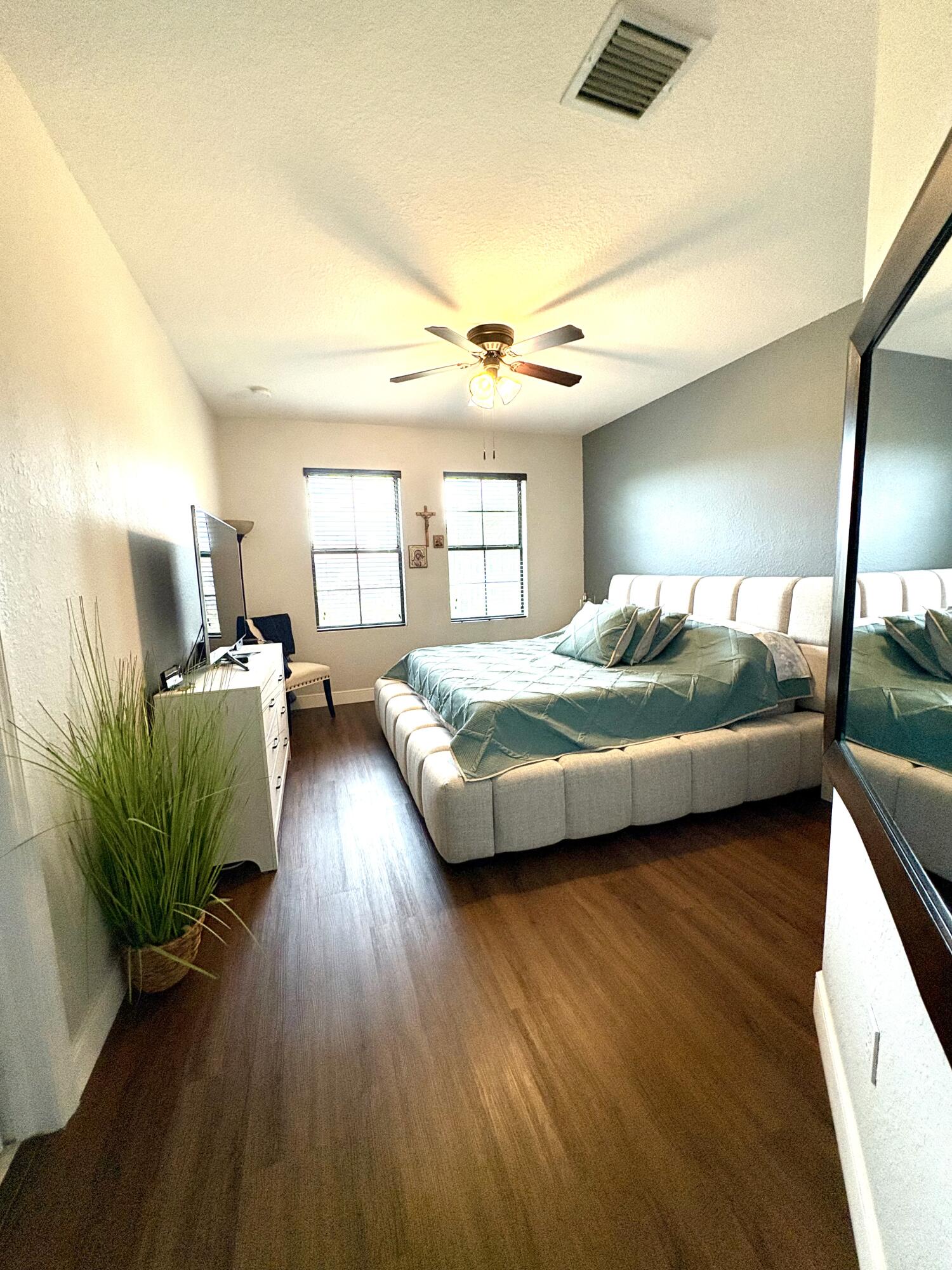 Gramercy Square - Residential Lease